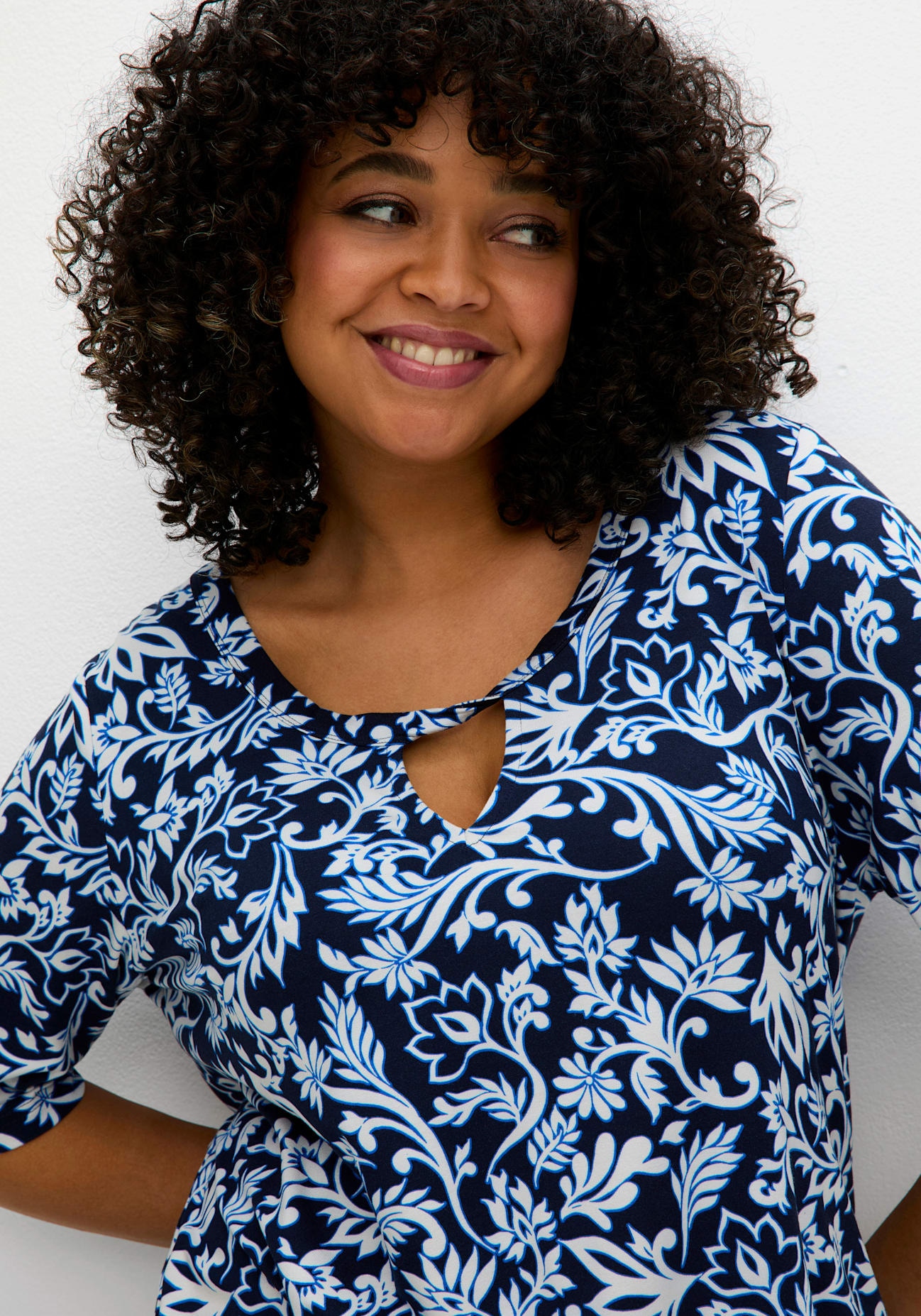 Sheego T-Shirt »T-Shirt« 1 Stk.