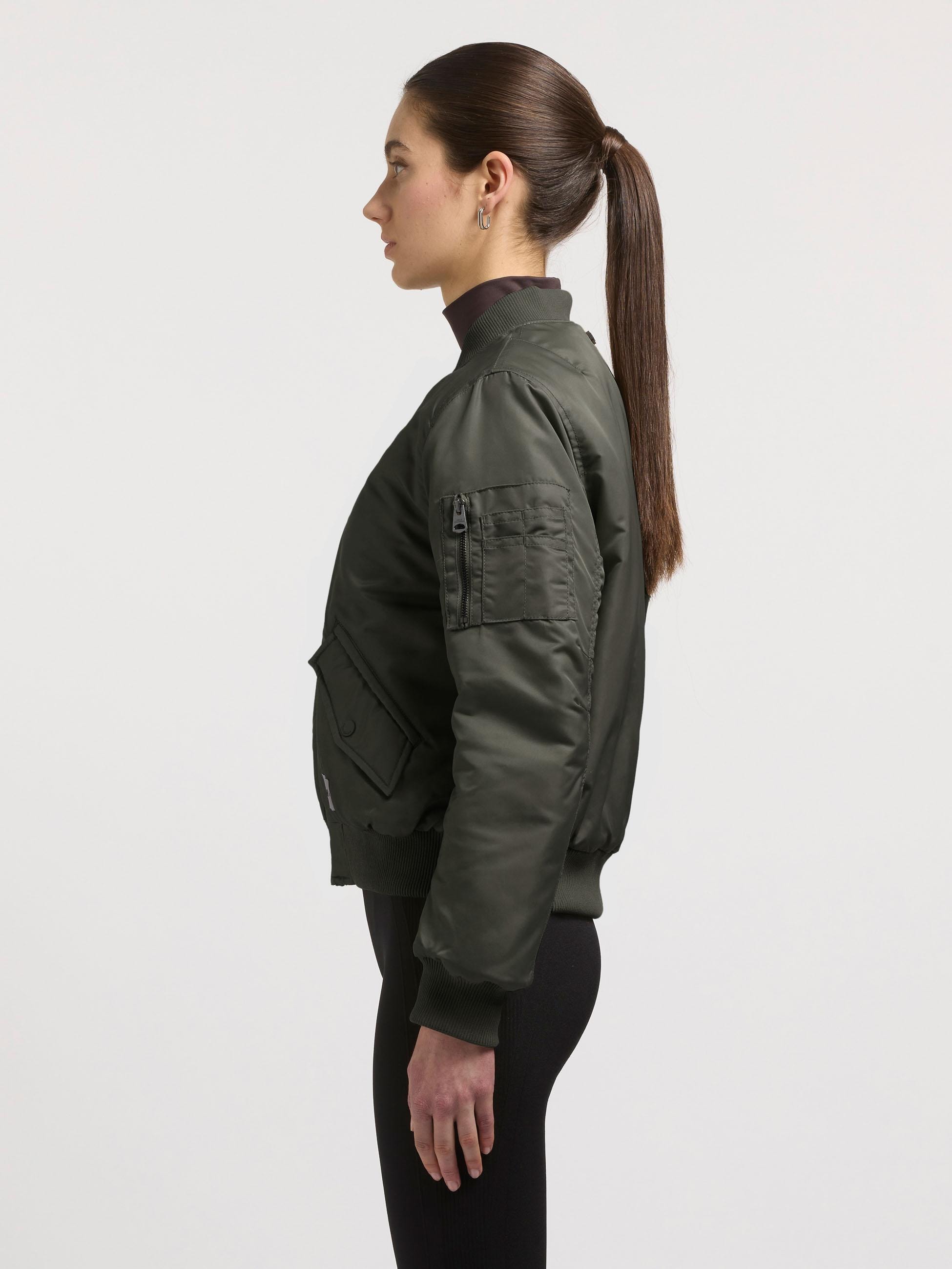 khujo Bomberjacke »Bomberjacke Kasia« ohne Kapuze Modische kurze Damen Winterjacke
