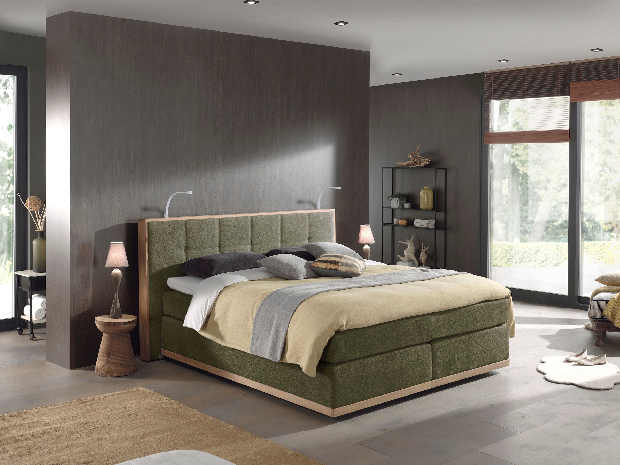 Places of Style Boxspringbett Vinton, mit LED-Beleuchtung, Massivholzrahmen, verschiedene Härtegrade auswählbar
