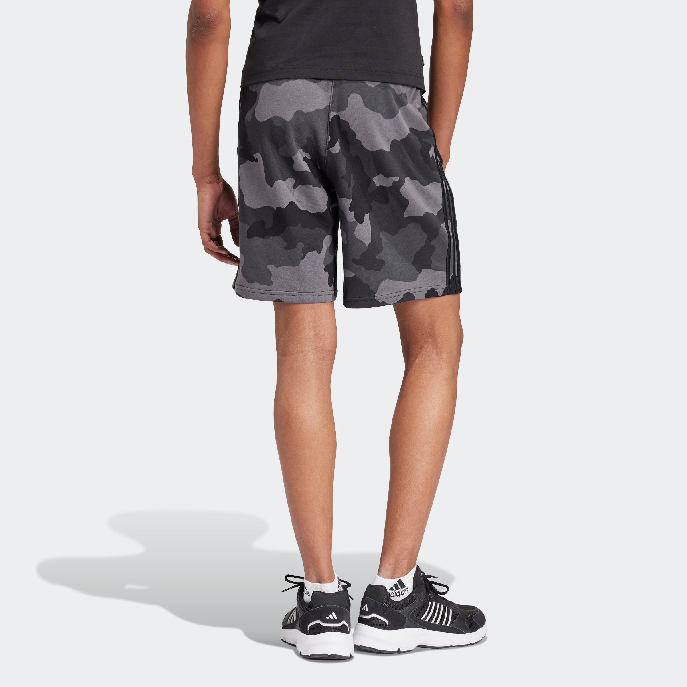 adidas Sportswear Shorts »M CAMO SHRT«, (1 tlg.)