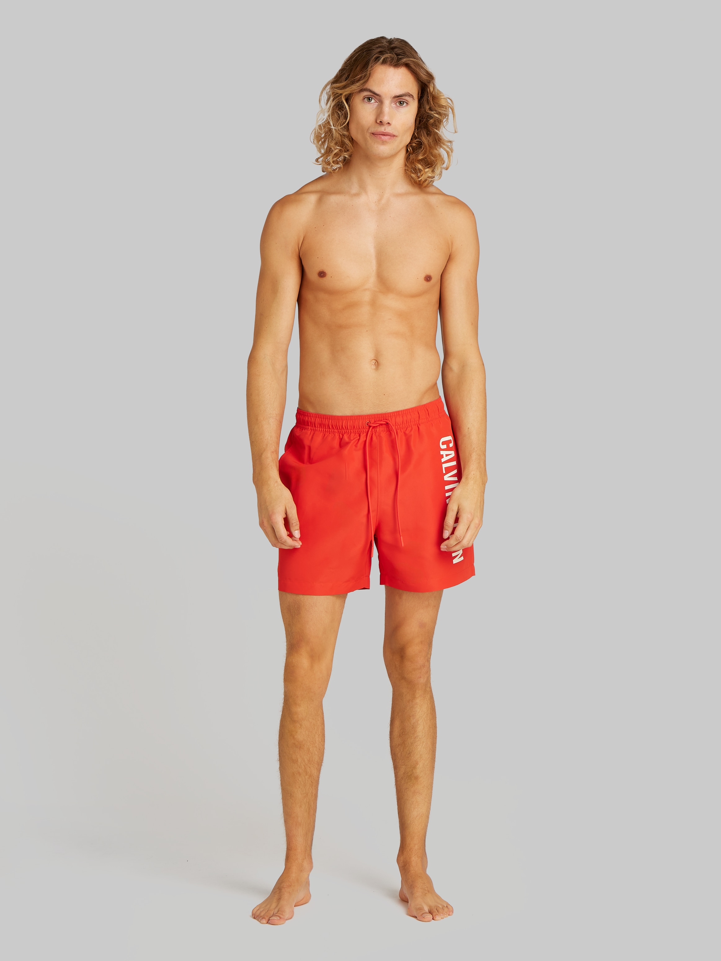 Calvin Klein Swimwear Badeshorts »MEDIUM DRAWSTRING«, mit großem Logo