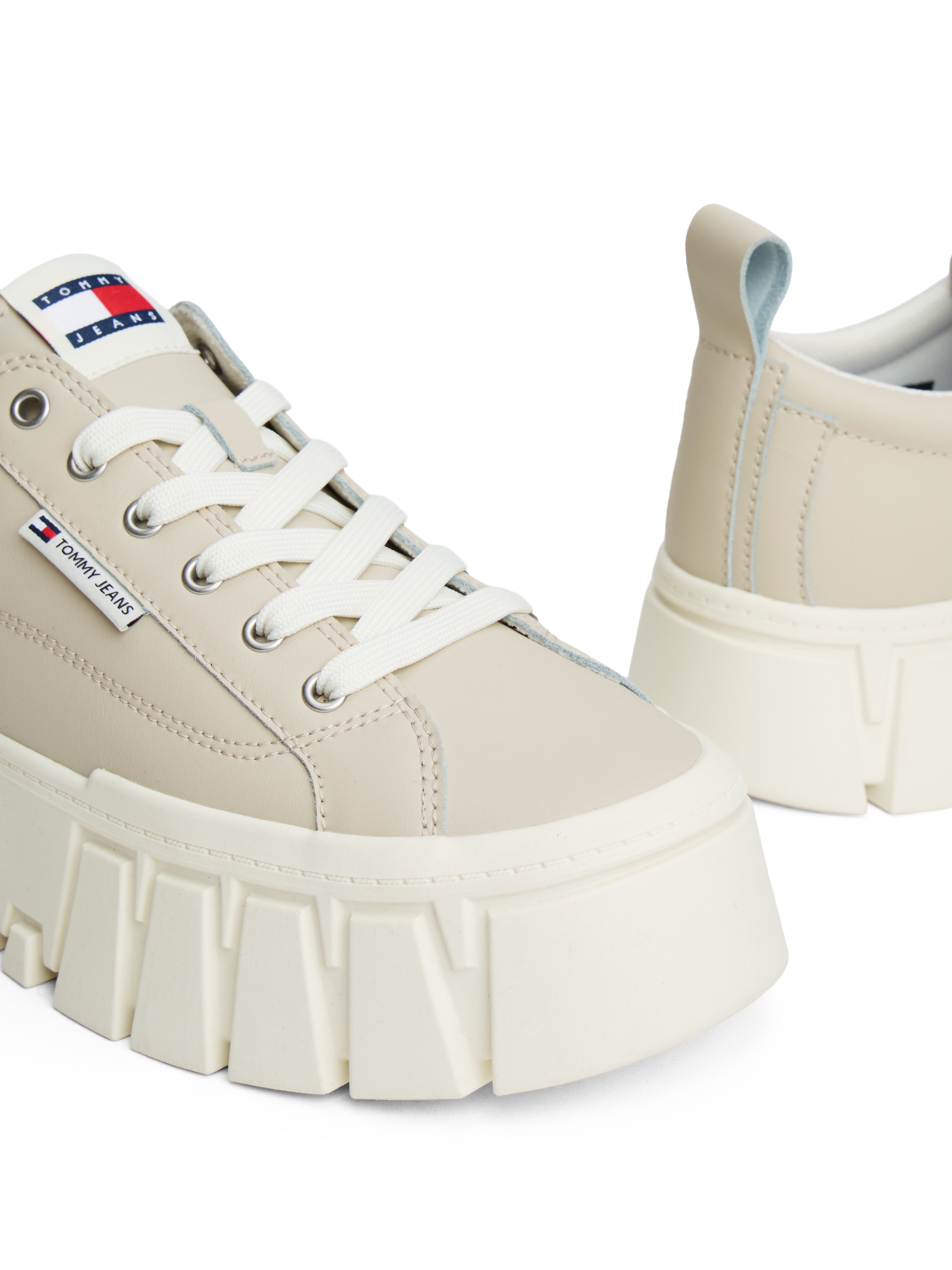 Tommy Jeans Plateausneaker »TJW VULC FLATFORM LEATHER«  , Freizeitschuh, Halbschuh, Schnürschuh mit dezenten Ziernähten