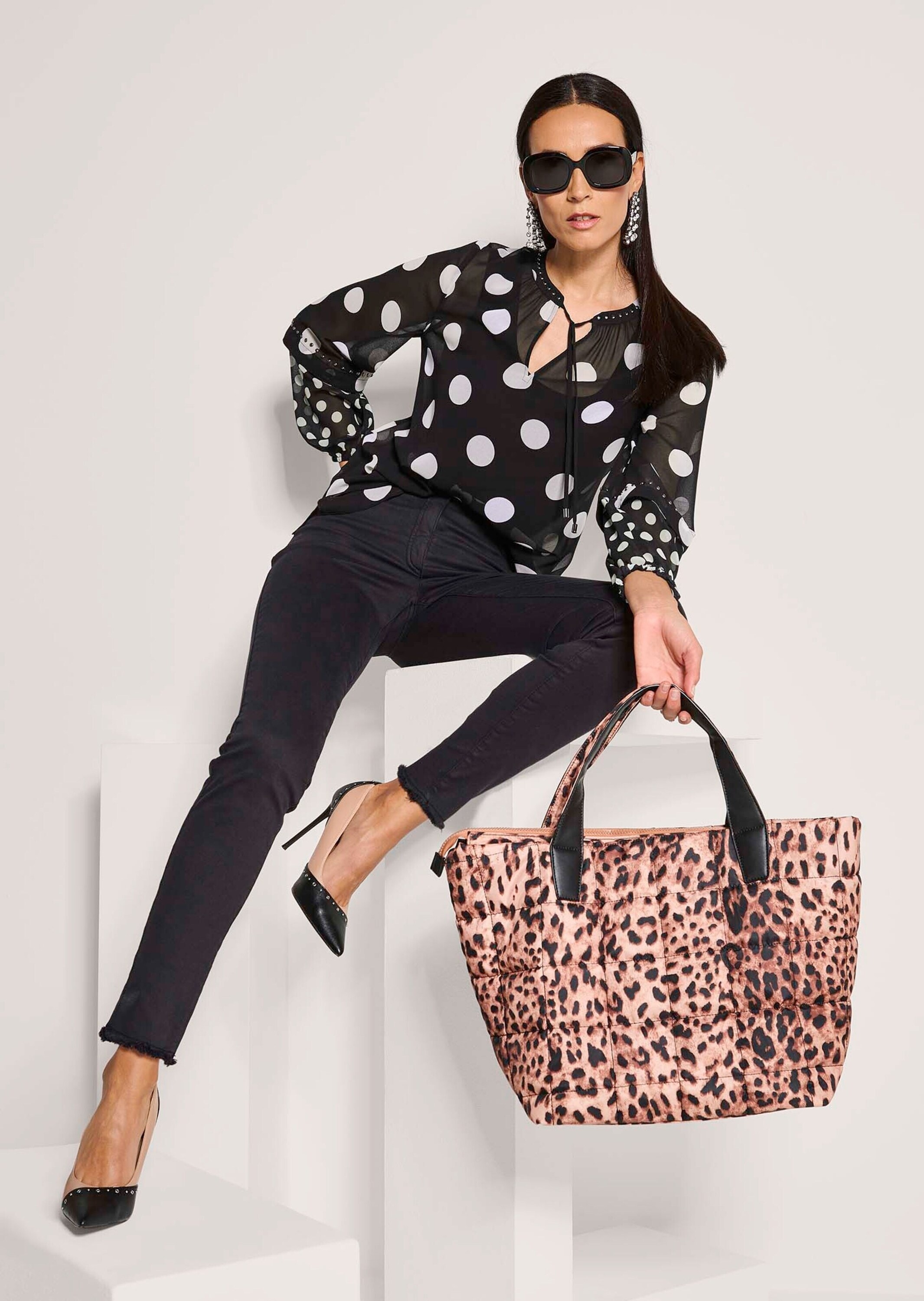 MADELEINE Langarmbluse »Chiffonbluse Elegante Bluse mit Pünktchen-Druck« Mit Bindeband und Schlitz