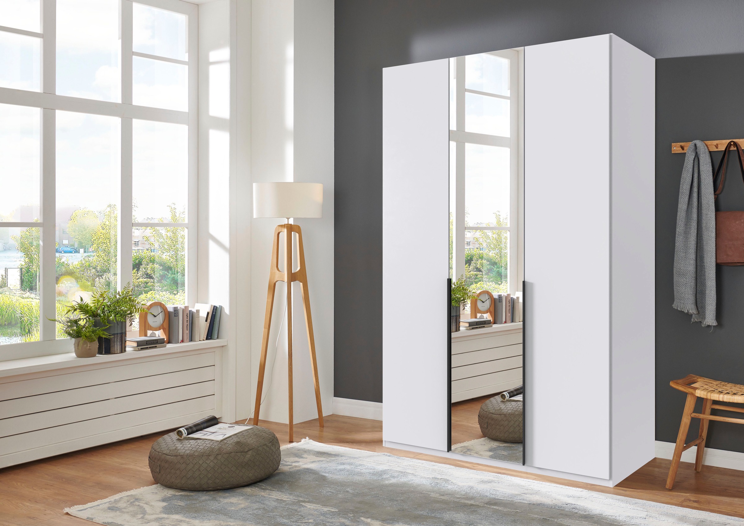 Wimex Kleiderschrank »Mugano,in 8 Breiten,3 Höhen,2 Tiefen, viele Farben, Made in Germany«, (in Basic oder Premium Ausstattung mit 2 weiteren Einlegeböden), mit langen oder kurzen Griffen aus Metall, mit oder ohne Spiegel