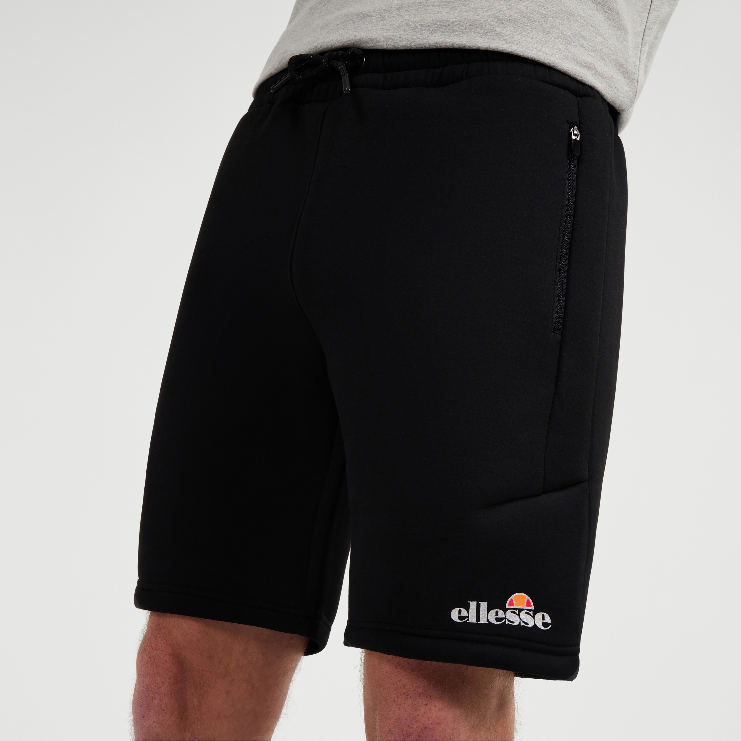 Ellesse Sweatshorts »GIALARNO SHORT«, (1 tlg.)