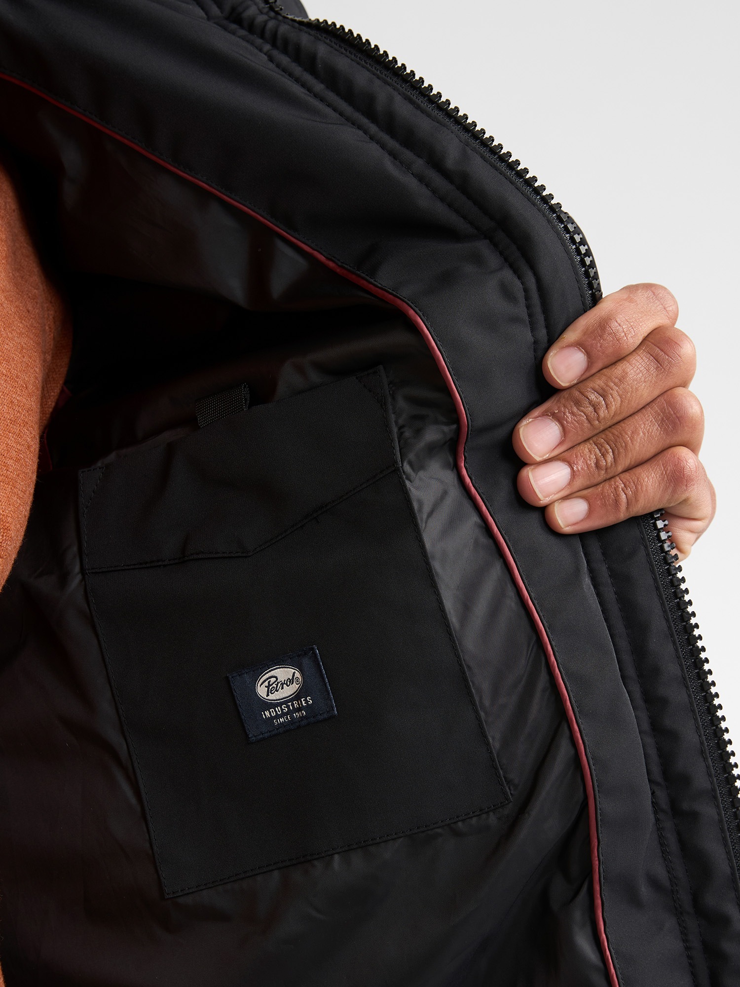Petrol Industries Parka mit Kapuze mit Steppnähten und Kapuze, warm wattiert, matte Optik