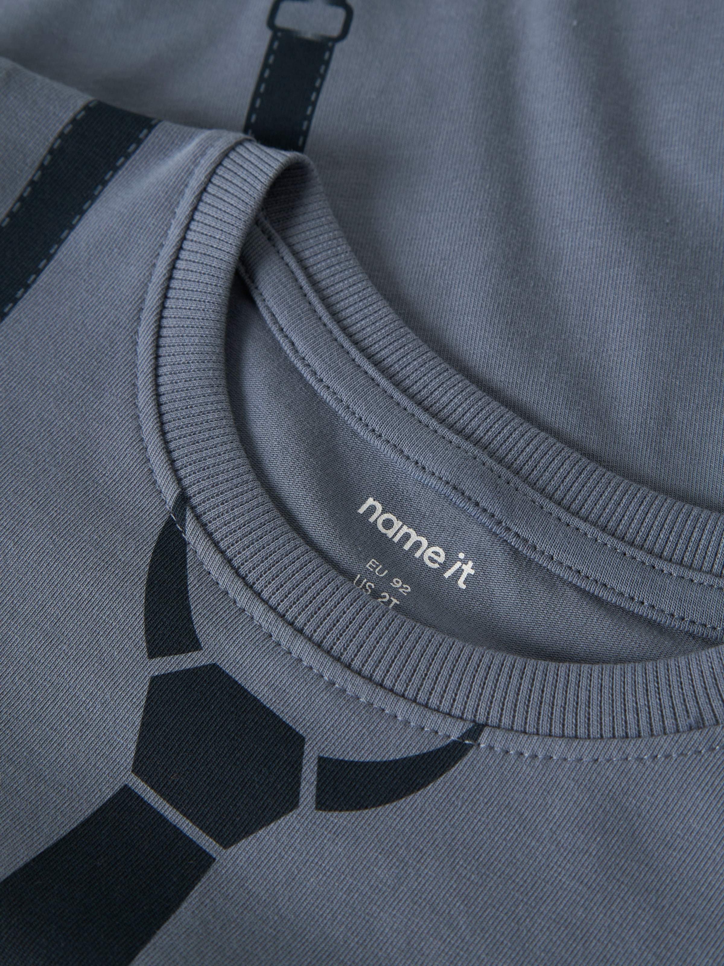 Name It Langarmshirt »NMMRYDER LS TOP BOX«