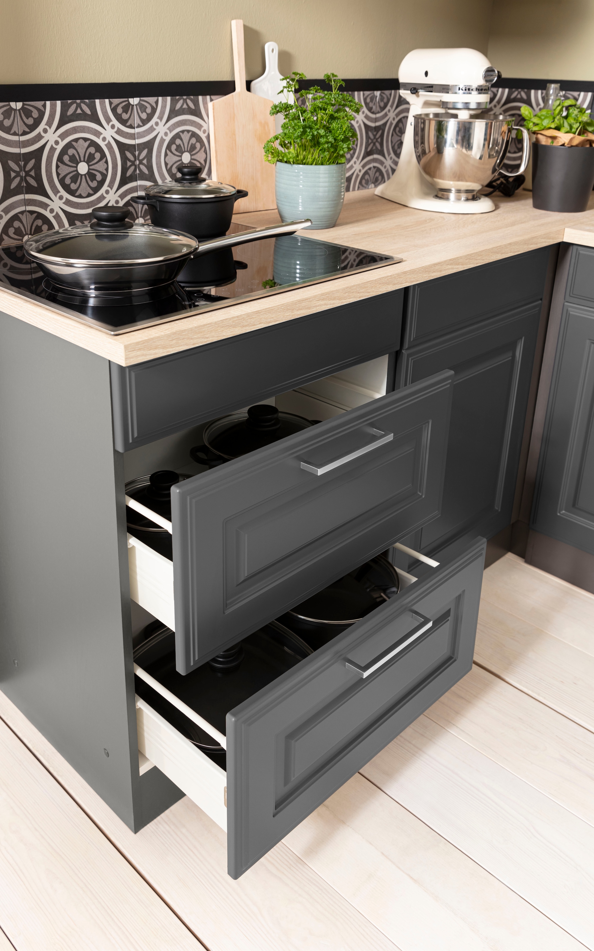 KOCHSTATION Winkelküche »KS-Stockholm« Stellbreite 290/170 cm, mit hochwertigen MDF Fronten im Landhaus-Stil