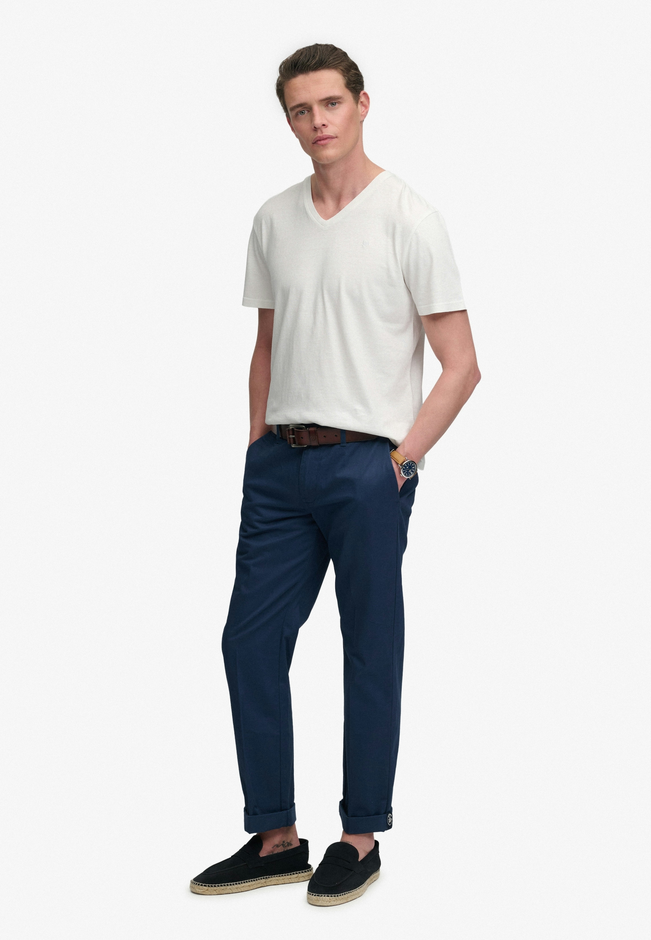 Superdry Rundhalsshirt »CLASSIC COTTON LINEN VEE« Baumwollmischung, relaxed fit aus luftig leichtem Baumwoll-Leinen-Mix