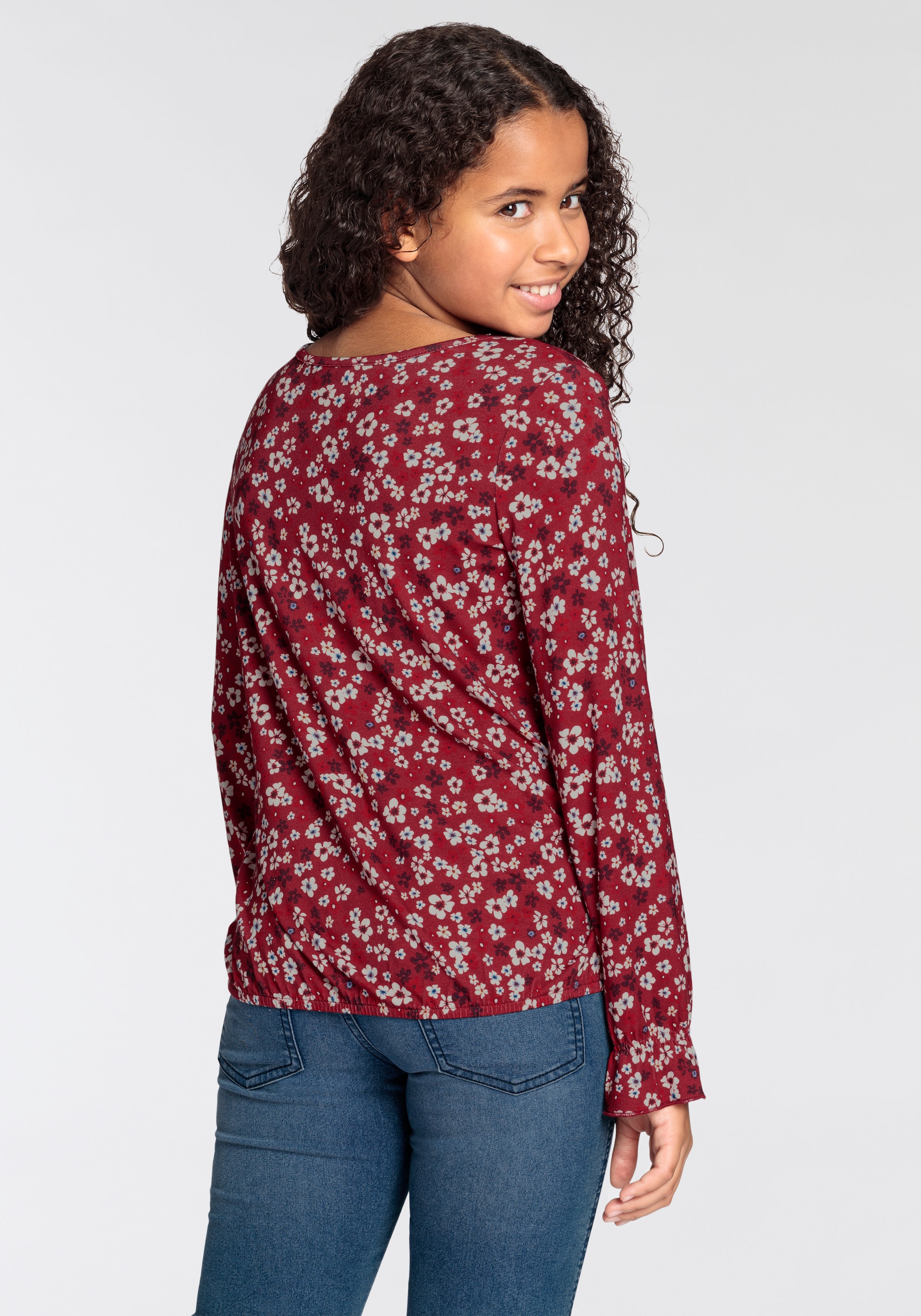 DELMAO Langarmshirt »für Mädchen«, langärmlig, bequem geschnitten, unifarben, mit V-Ausschnitt