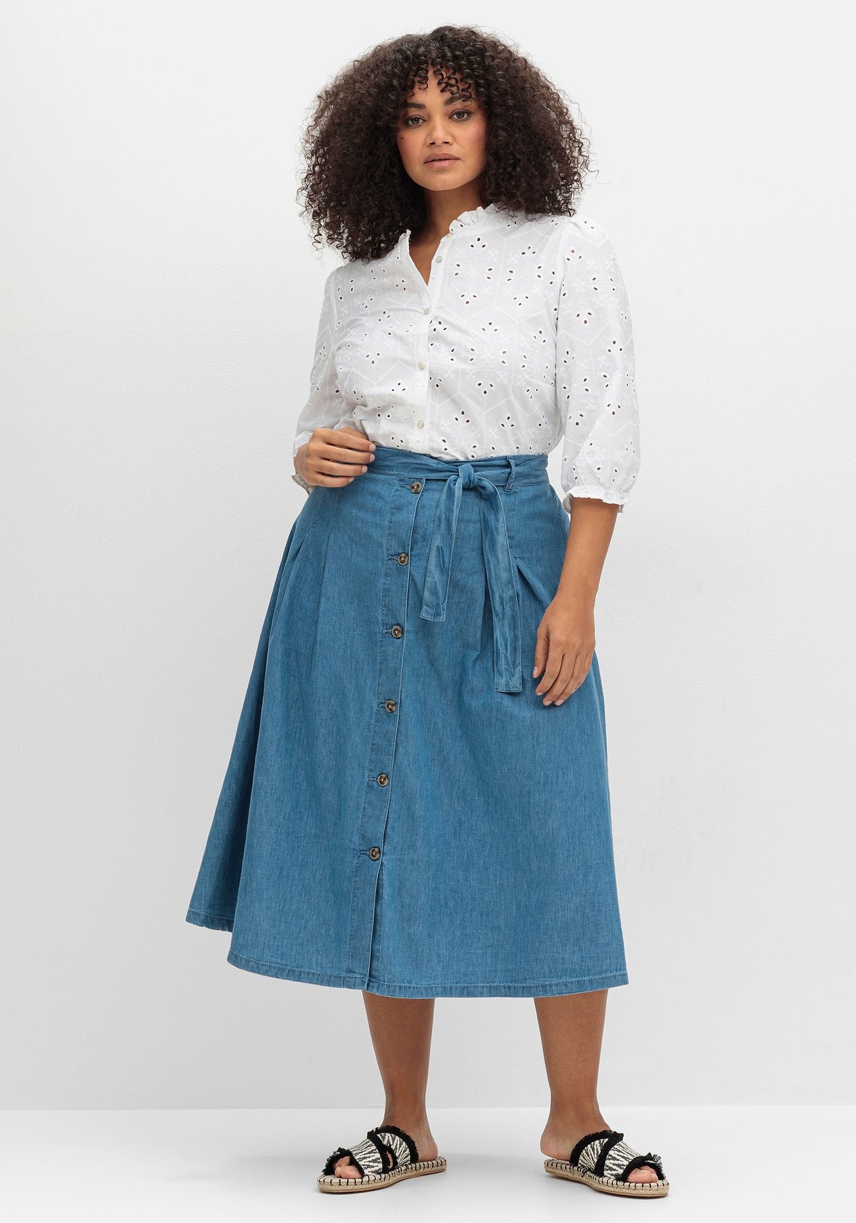 Sheego Rüschenbluse »Bluse aus Lochspitze«