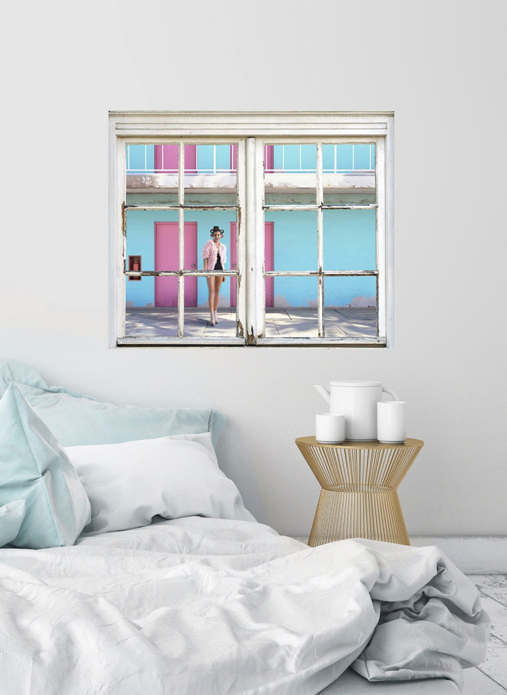 queence Wandsticker »Frau vor Hauswand« Wandsticker, Wandbild, selbstklebend, Frau