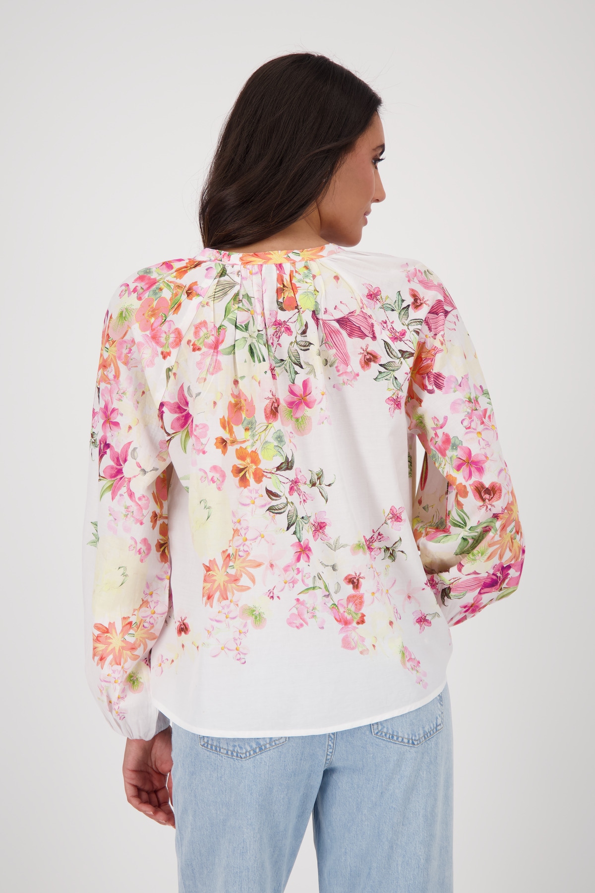 Monari Langarmbluse »Bluse Blumenverlauf allov.«, Mit Rundhalsausschnitt