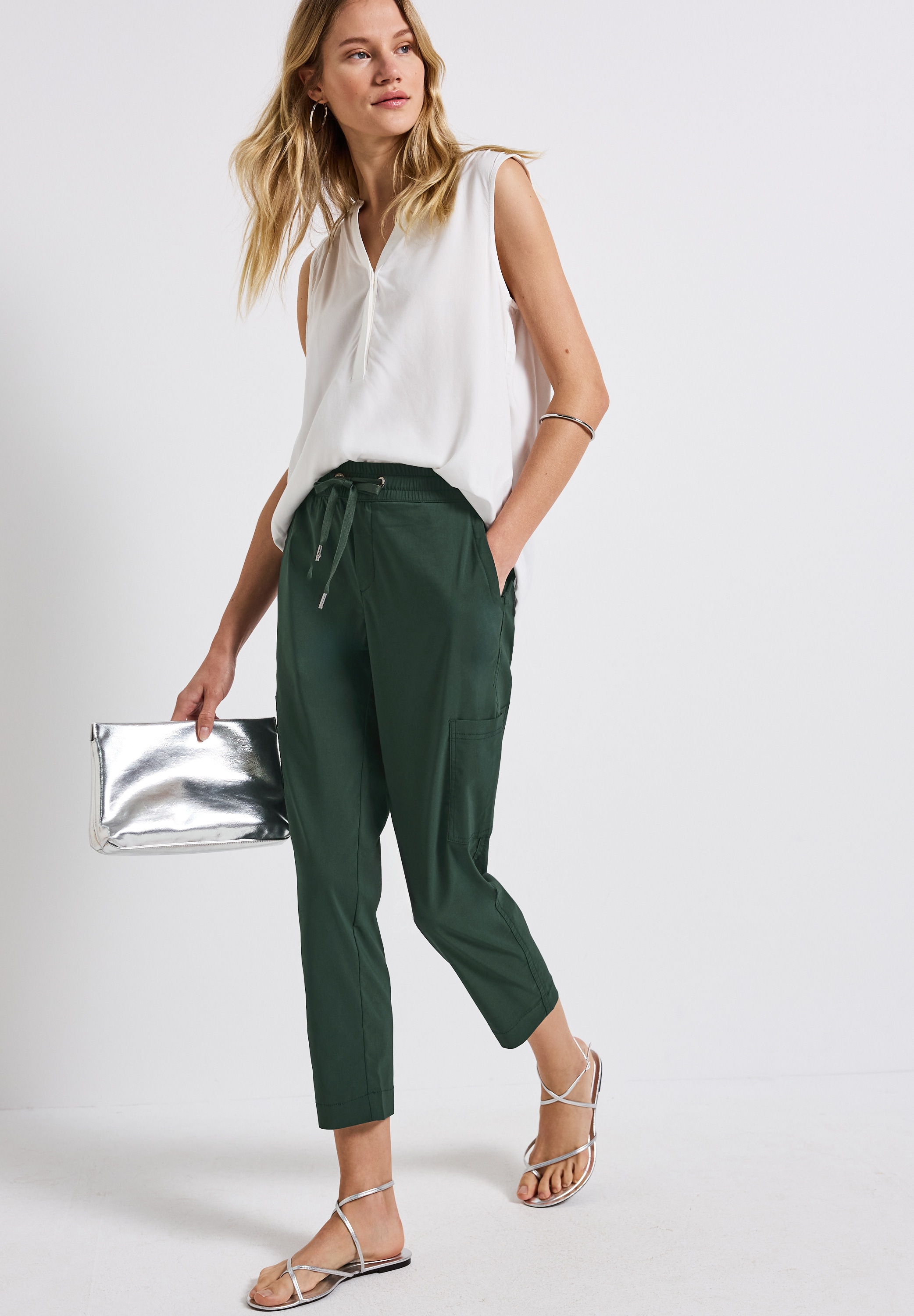 STREET ONE Stoffhose »Style Bonny«, mit elastischem Bund mit Tunnelzug
