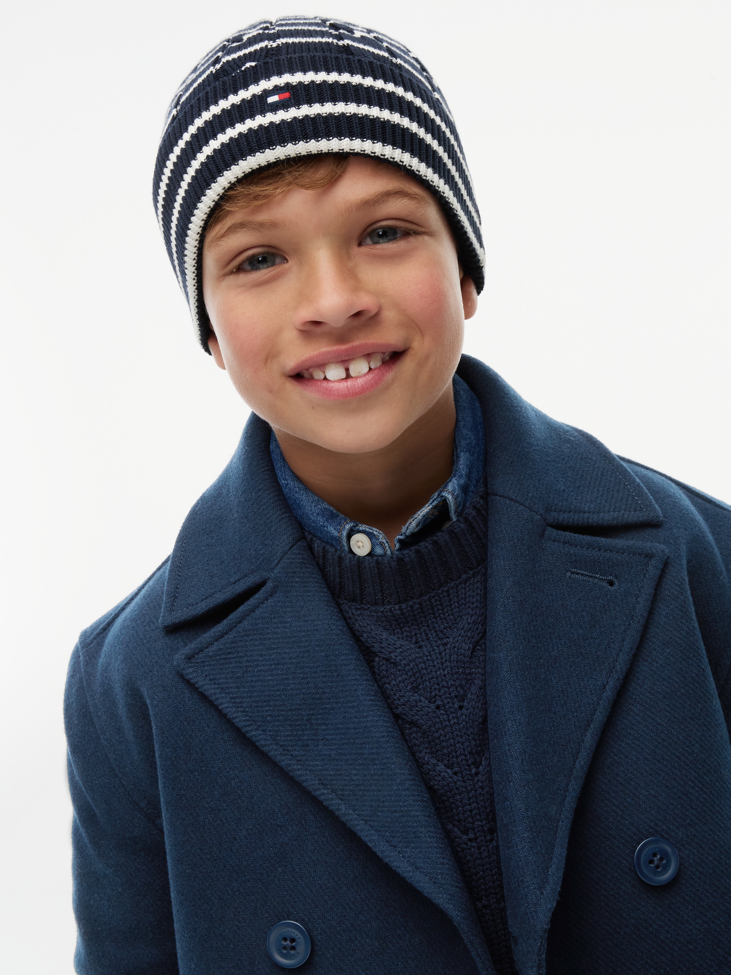 Tommy Hilfiger Beanie »ESSENTIAL CABLE BEANIE« Regular fit mit Markenlogo