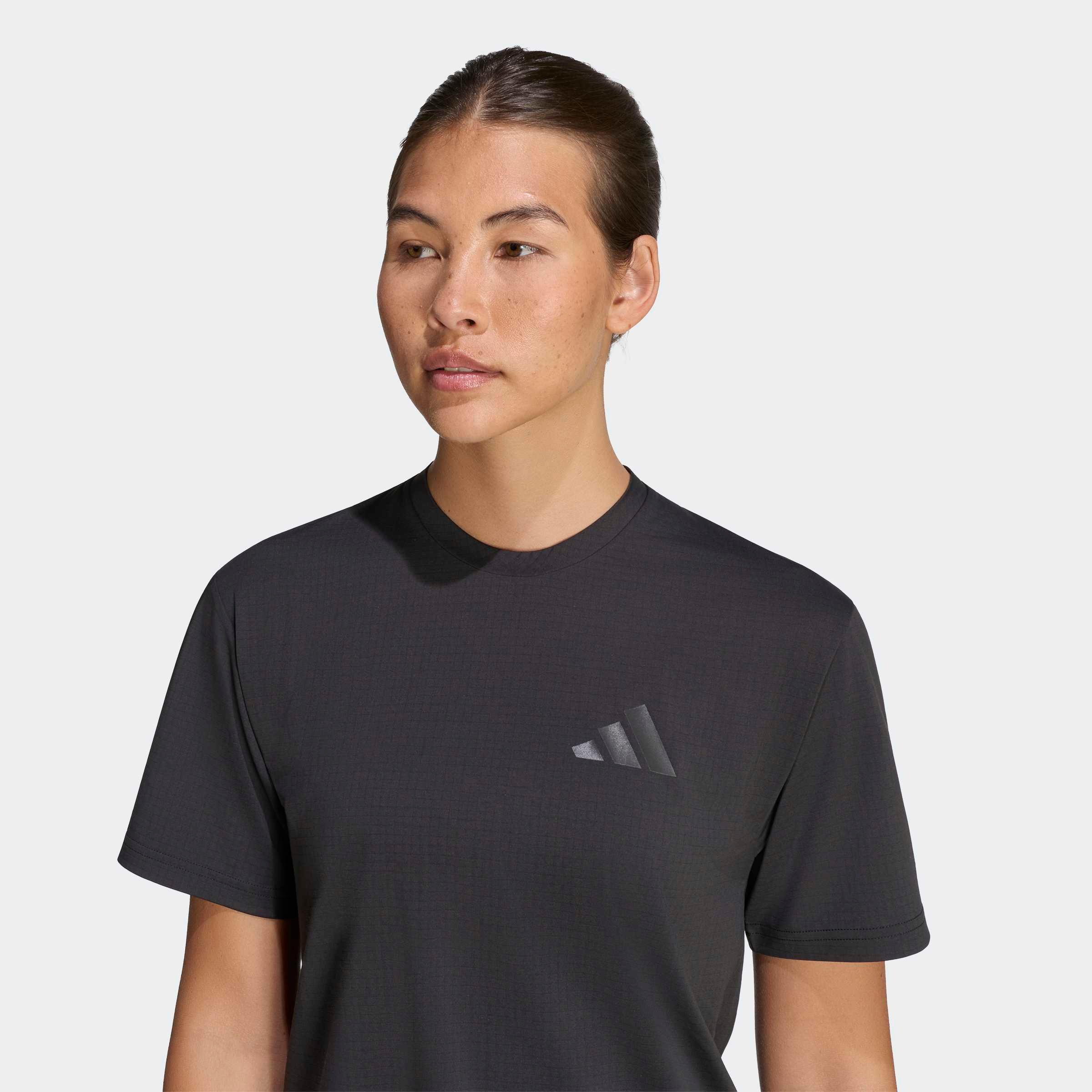 adidas TERREX Funktionsshirt »W MT LOG TECH T« für Sportmode und Outdoormode, mit Rundhalsausschnitt, Kurzarm