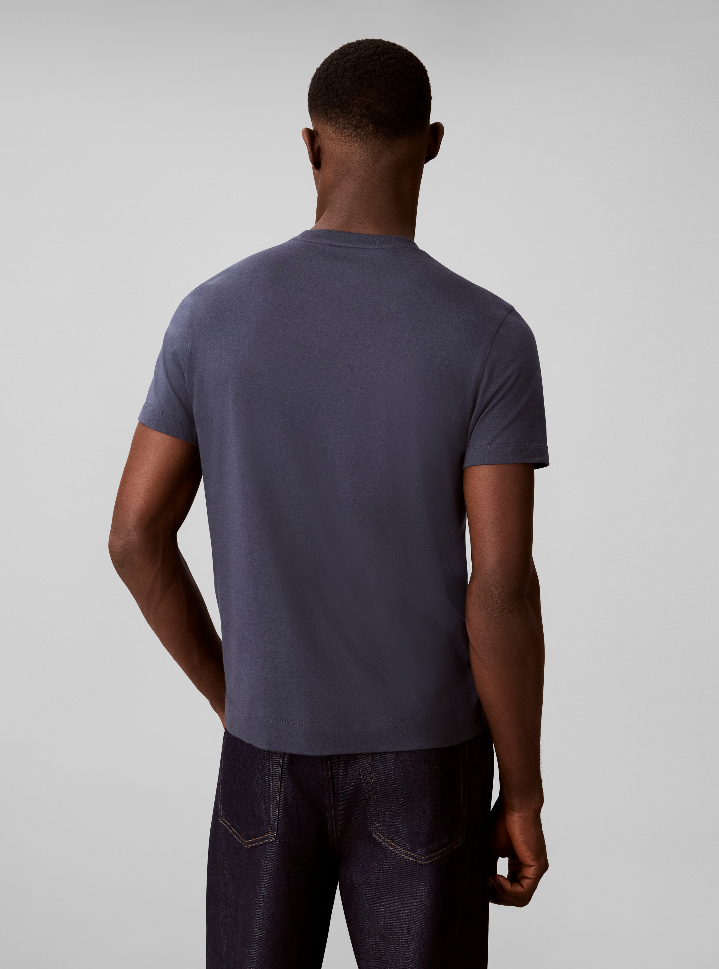 Calvin Klein T-Shirt »LOGO GRAPHIC« Regular fit mit Rundhalsausschnitt