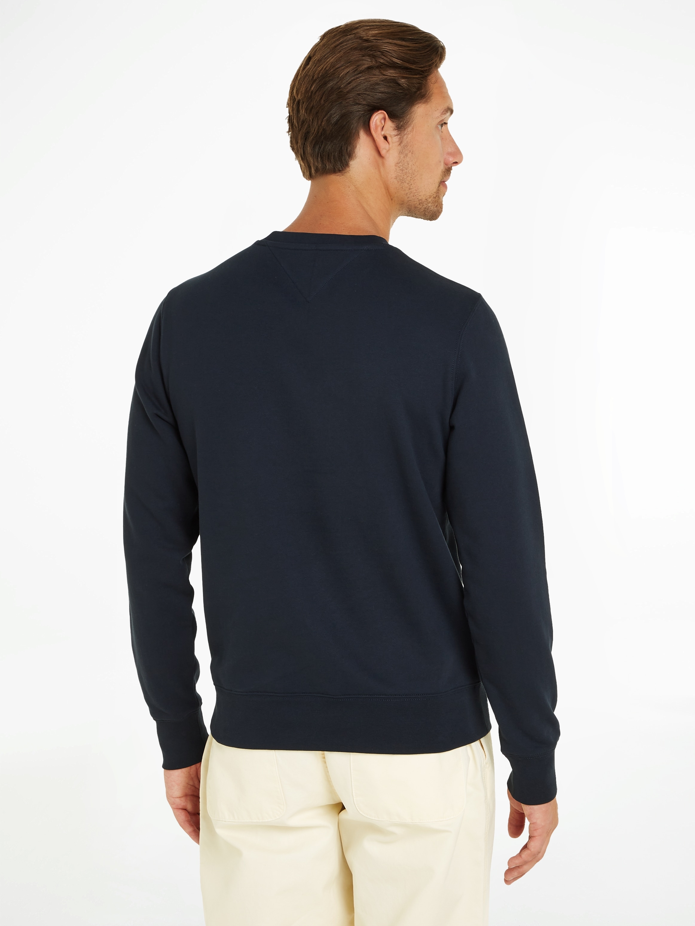 Tommy Hilfiger Sweatshirt »WCC ARCHED VARSITY SWEATSHIRT«, mit modischem Logodruck auf der Brust