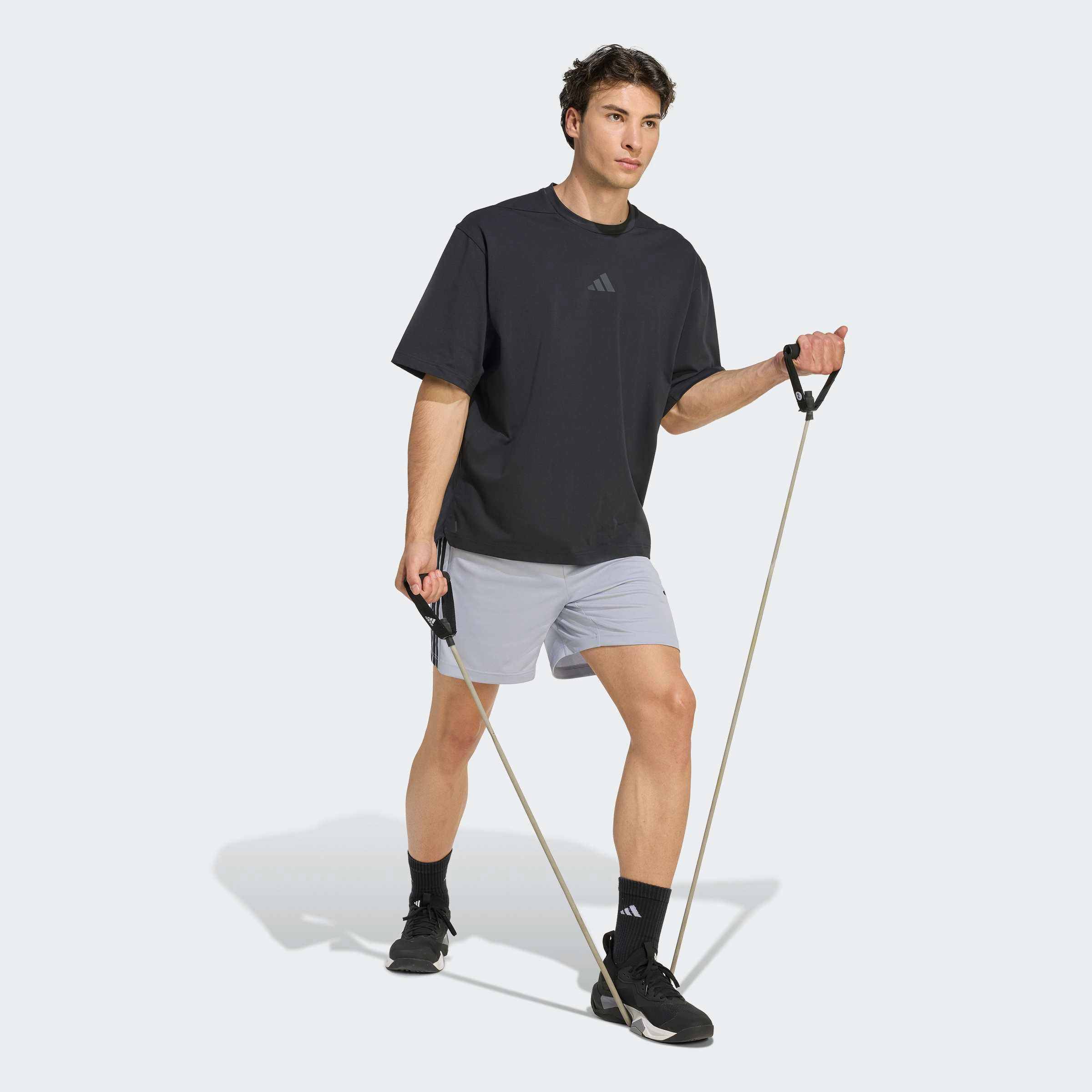 adidas Performance Shorts »WORKOUT ESSENTIALS BASE 3-STRIPES PIQUÉ 7 IN«