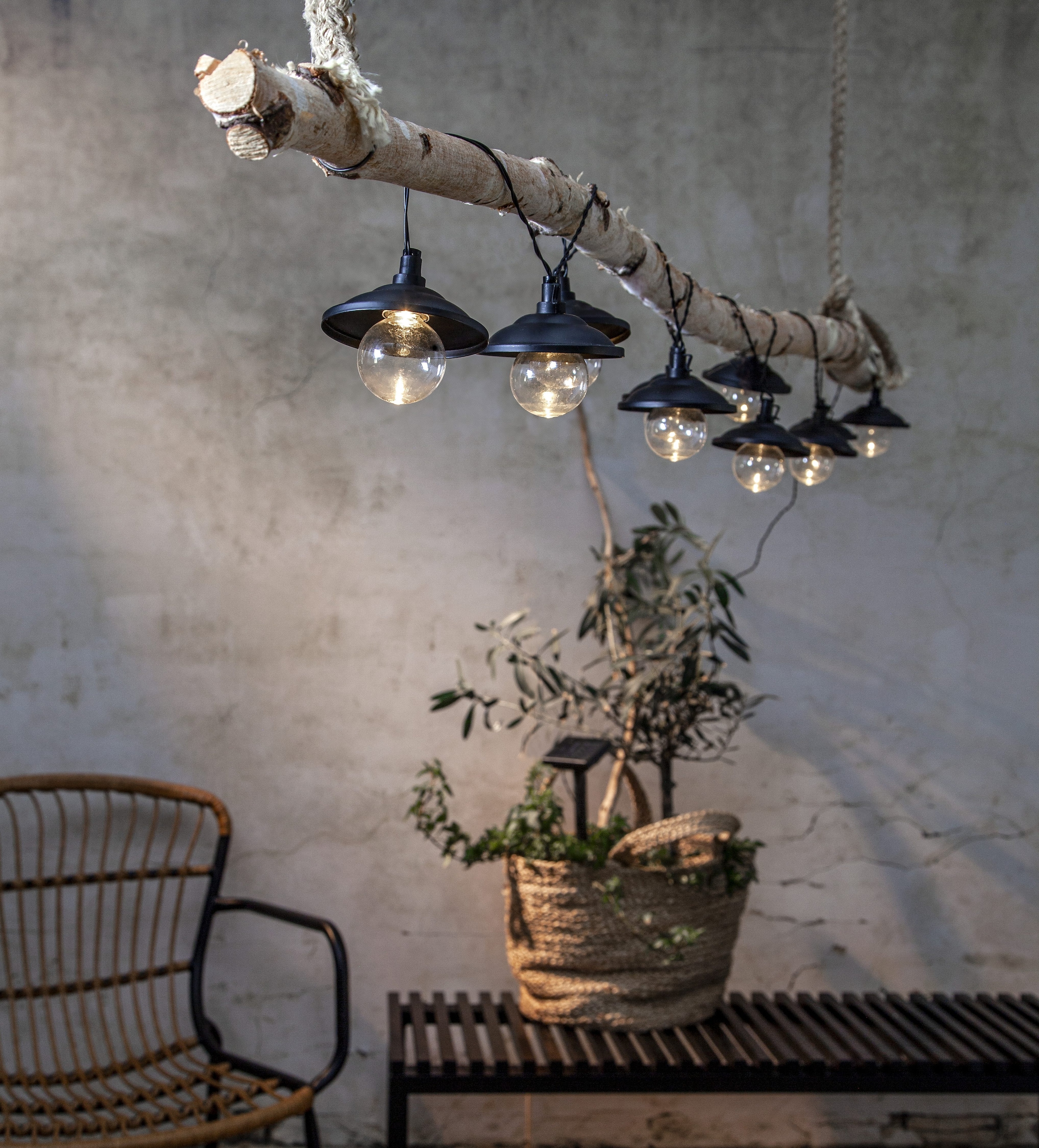 Parforce Traditional Hunting LED-Lichterkette »Globe Shade« 10 Stk.-flammig ca. 1,8 m + ca. 2 m Zuleitung, Akku, outdoor, Vierfarb-Karton