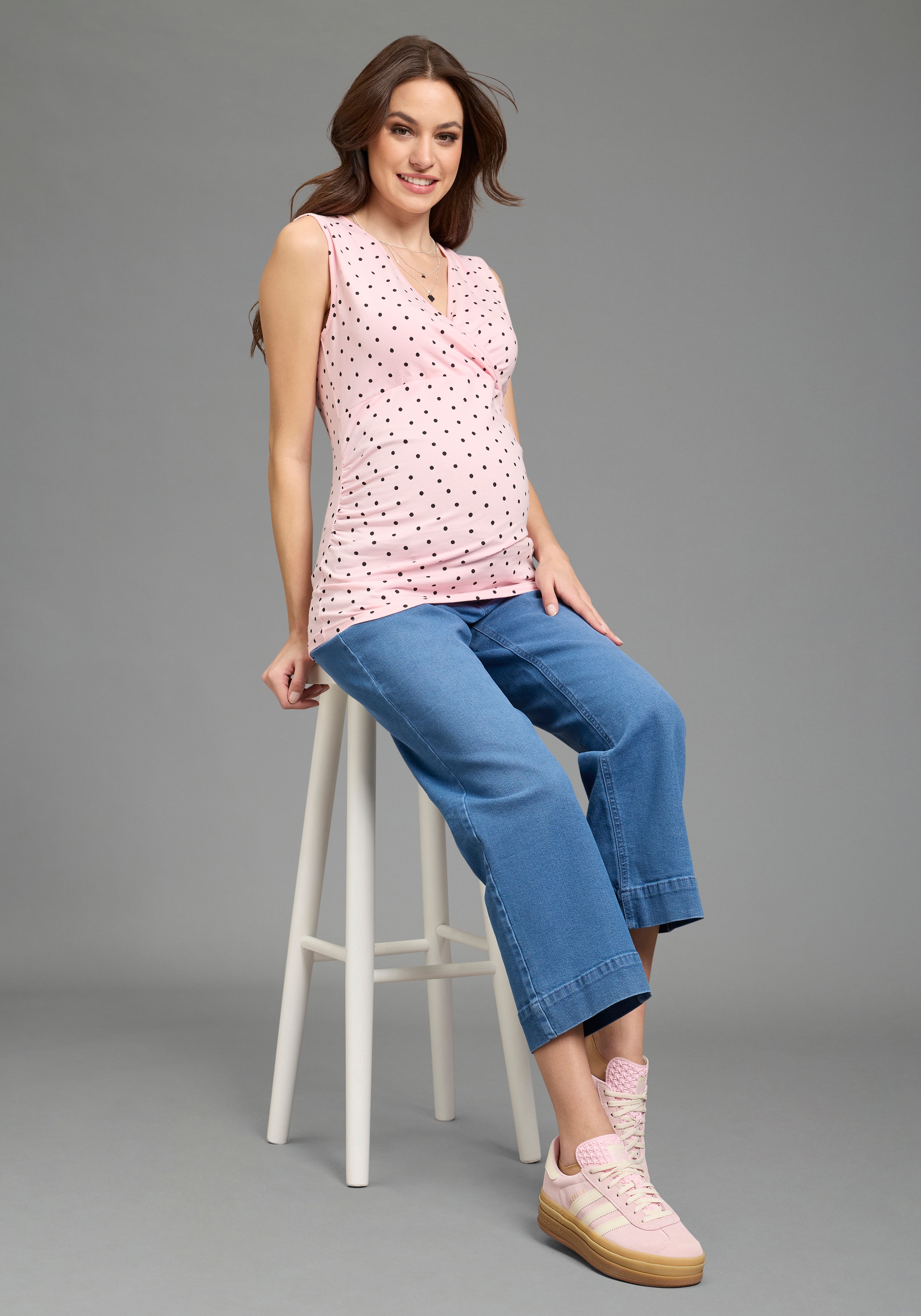 Neun Monate Umstandsshirt »2er Pack Umstands-Tops« Packung, 2, 2 tlg. eng anliegende Passform, tiefer V-Ausschnitt mit Wickeloptik