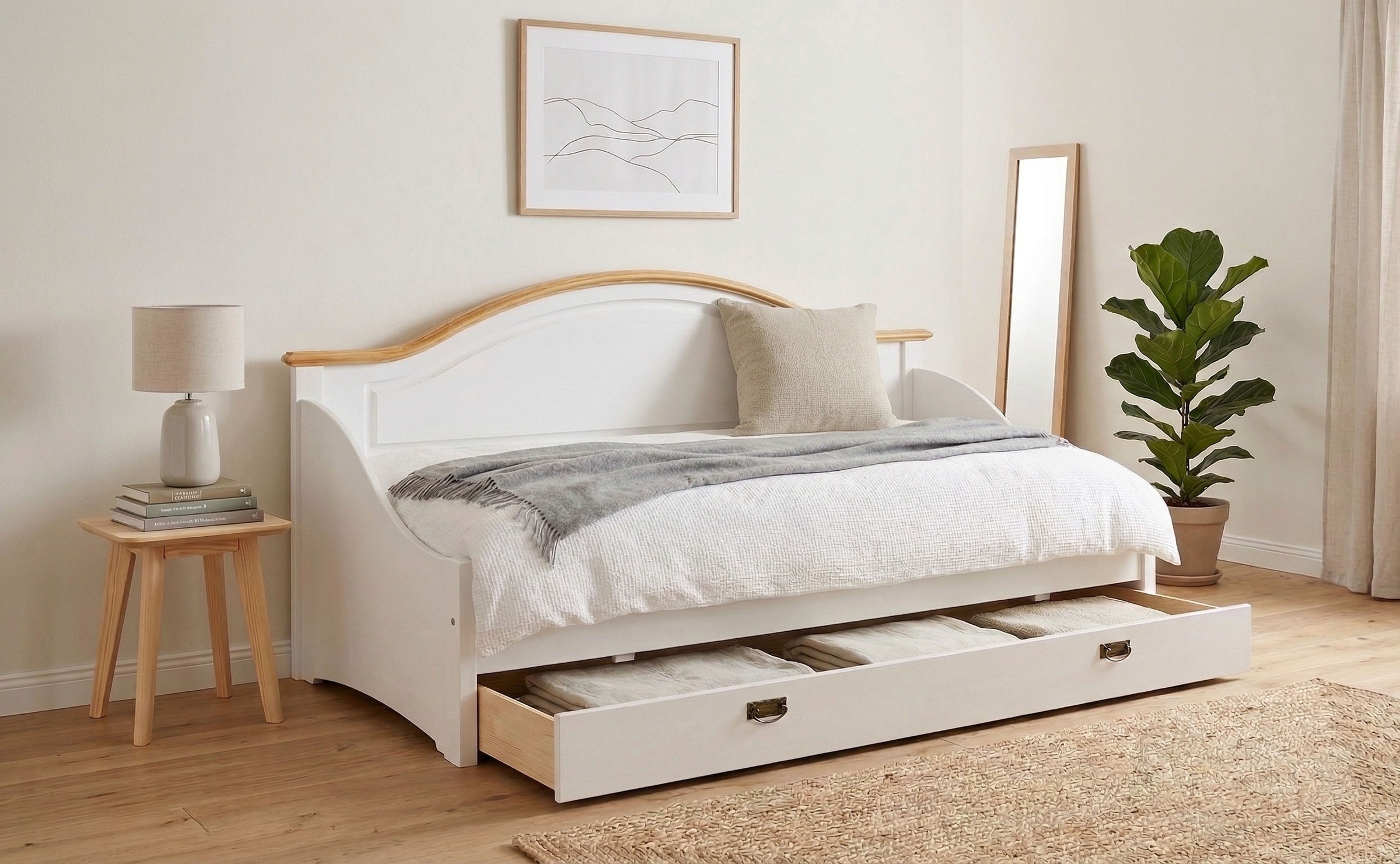 OTTO home Daybett »Konrad« stabile Konstruktion aus massiver Kiefer, mit Rollrost