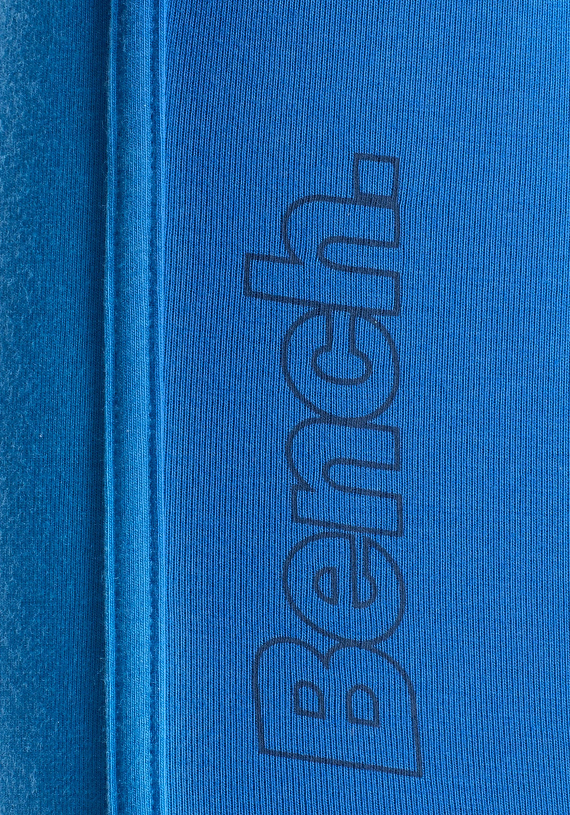 Bench. Langer Boxer Packung, 3 Stk. tlg., Unterhosen mit elastischem Bund und Logodruck auf dem Bein
