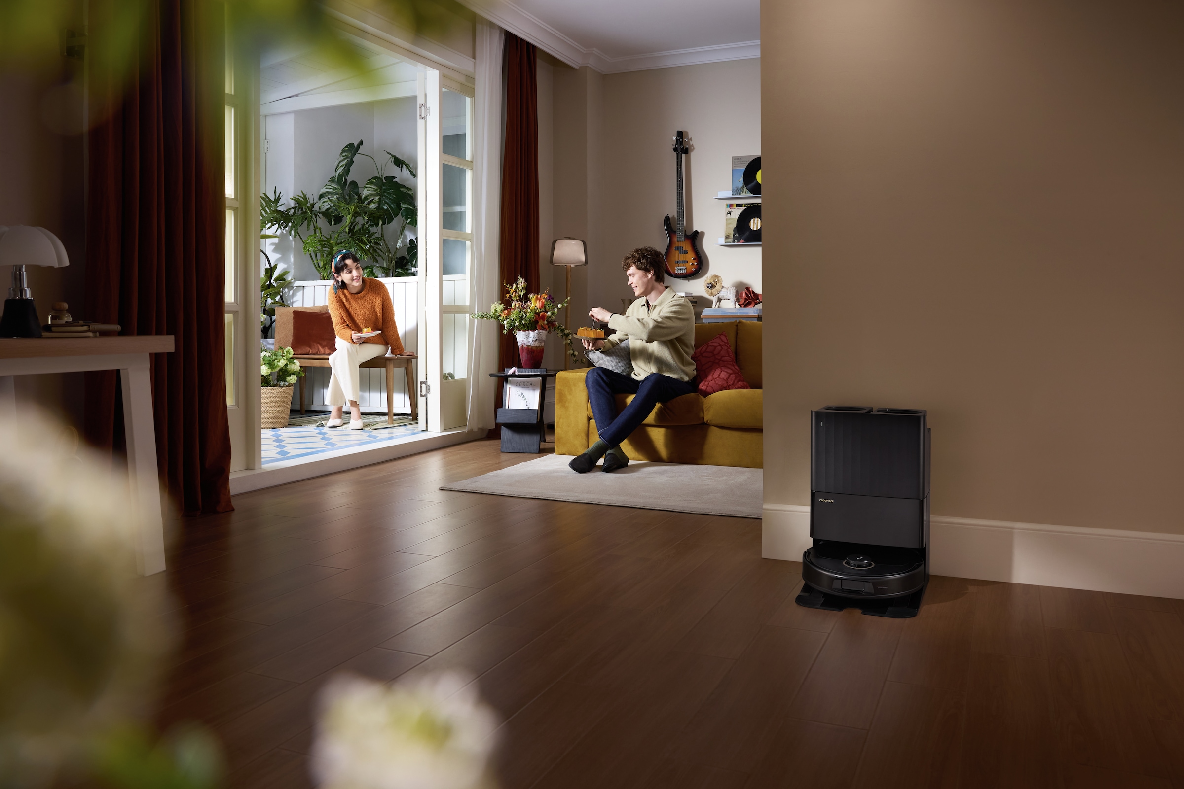 Roborock Saugroboter »Roborock Qrevo 5AE mit Wischfunktion, autom. Moppanhebung,« leistungsstarke 12.000 Pa Saugleistung, LDS-Navigationssystem,