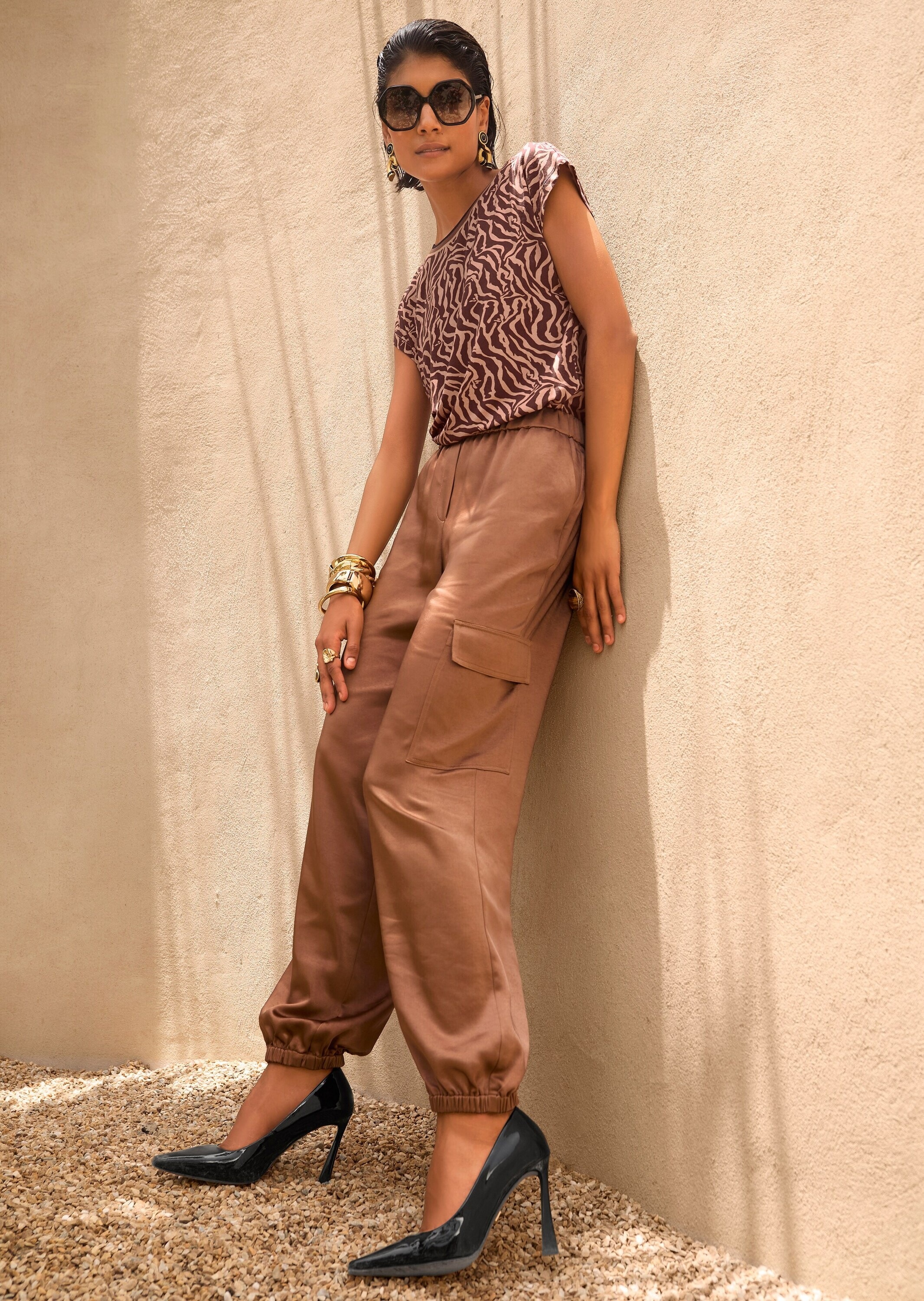 MADELEINE Stoffhose »Satinhose Stoffhose mit Schlupfbund«  Elastische Beinabschlüsse