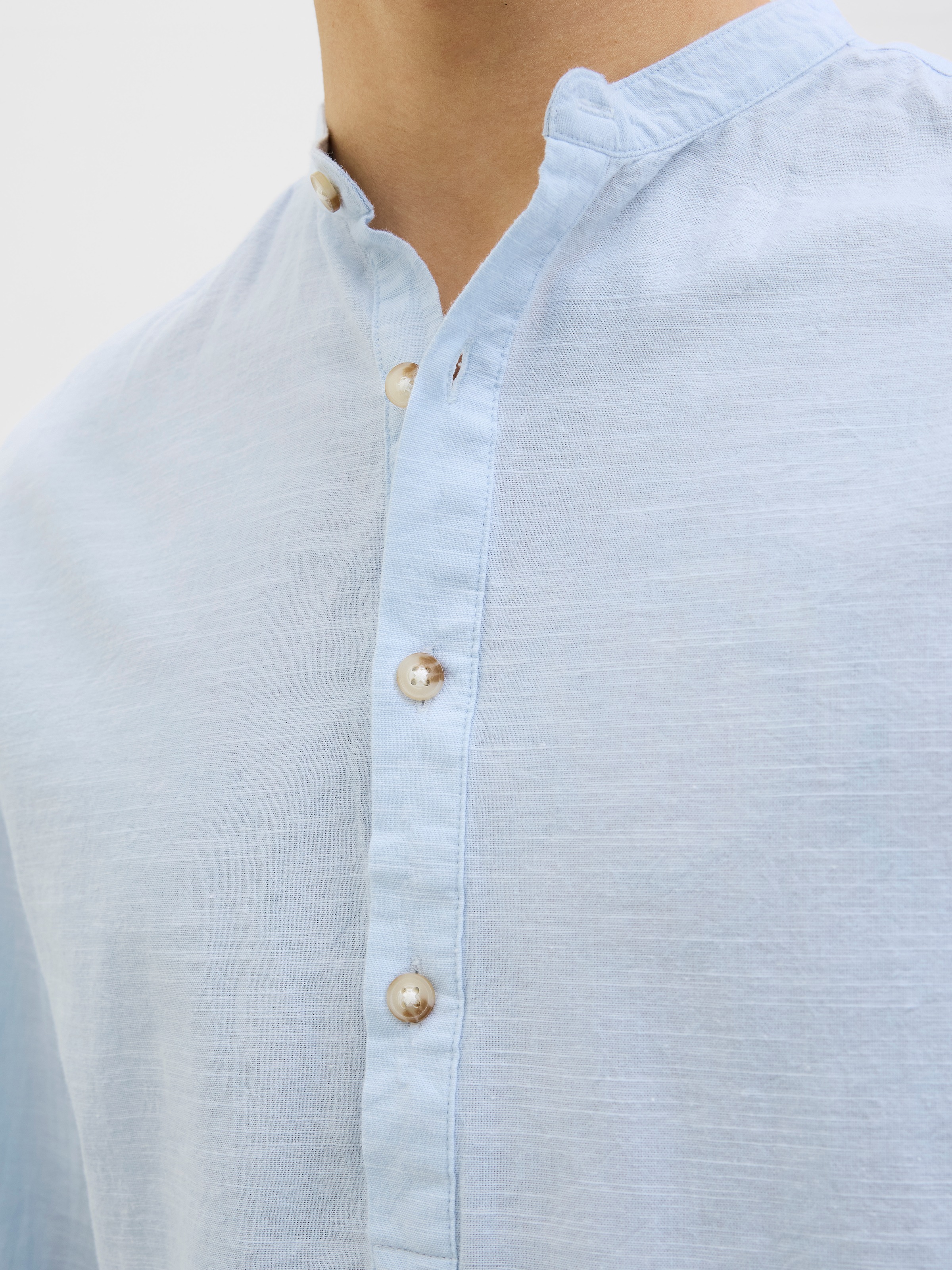 Jack & Jones Langarmhemd »JJESUMMER HALF PLACKET SHIRT LS SN«, mit Bandkragen
