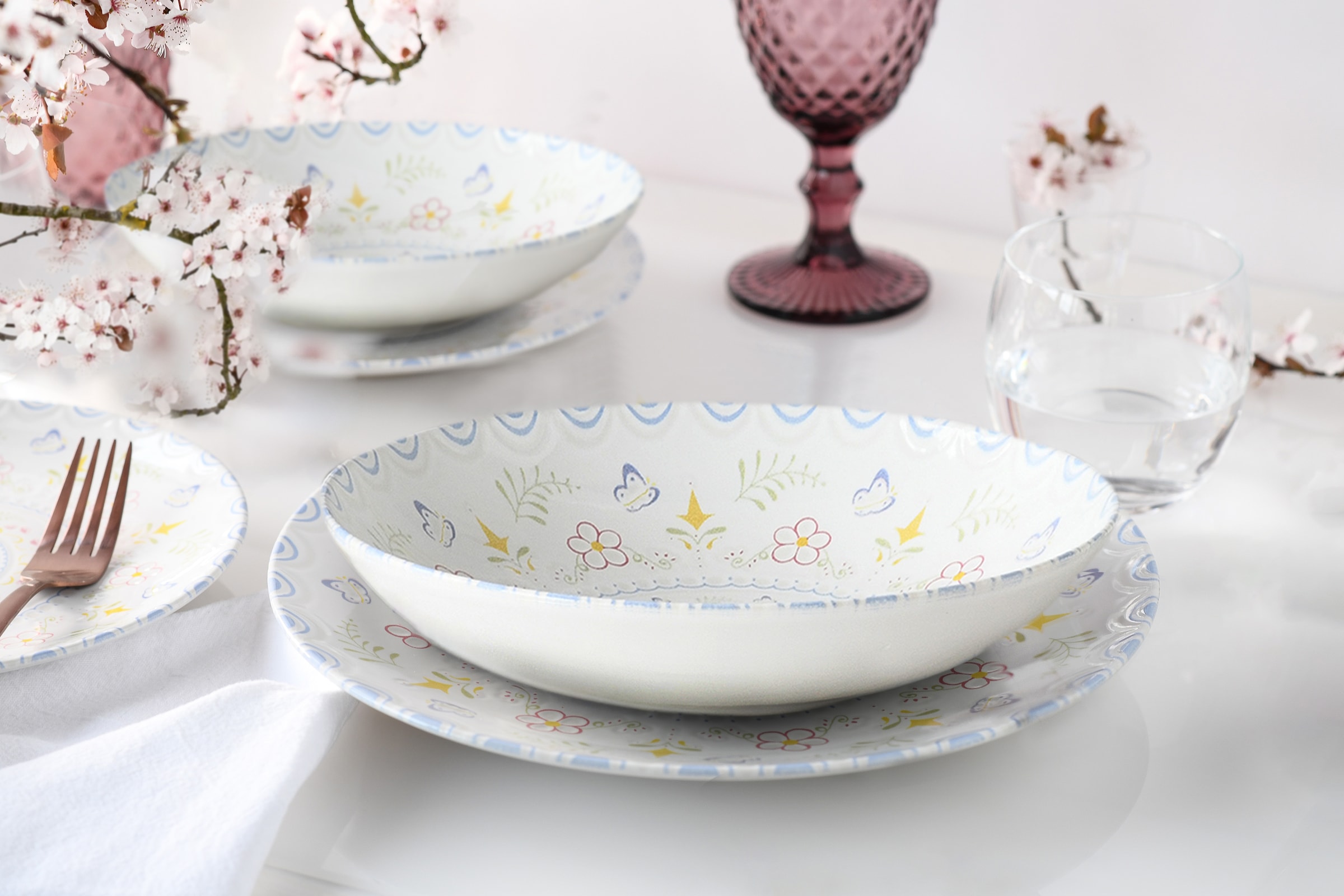 CreaTable Teller-Set »Primavera Pastell, Teller Set 12-tlg.« Vollflächig dekoriert, Schmetterlingsmotive, Zarte Pastelltöne