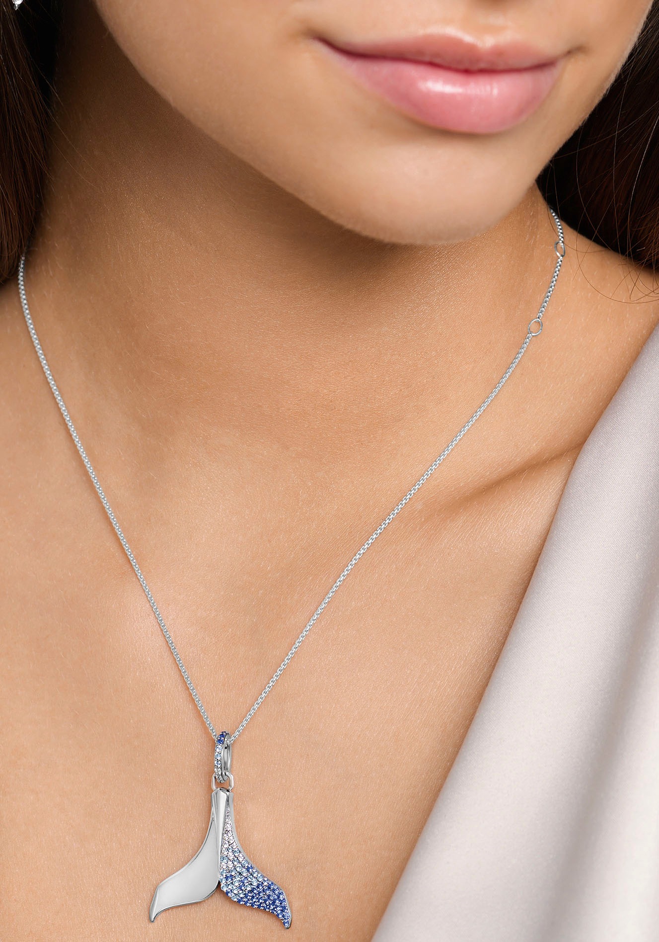 THOMAS SABO Kettenanhänger »Schwanzflosse mit Steinen, PE931-644-1«, mit Spinell (synth.), Zirkonia (synth.)