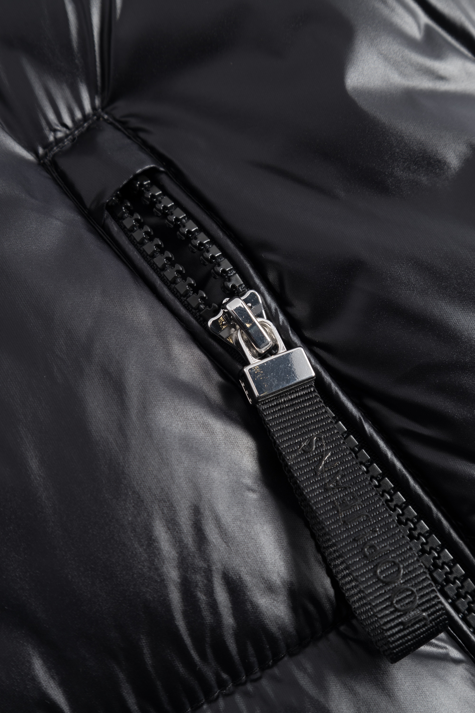 Joop Jeans Daunenweste »Vivian«, Mit Rundhalsausschnitt