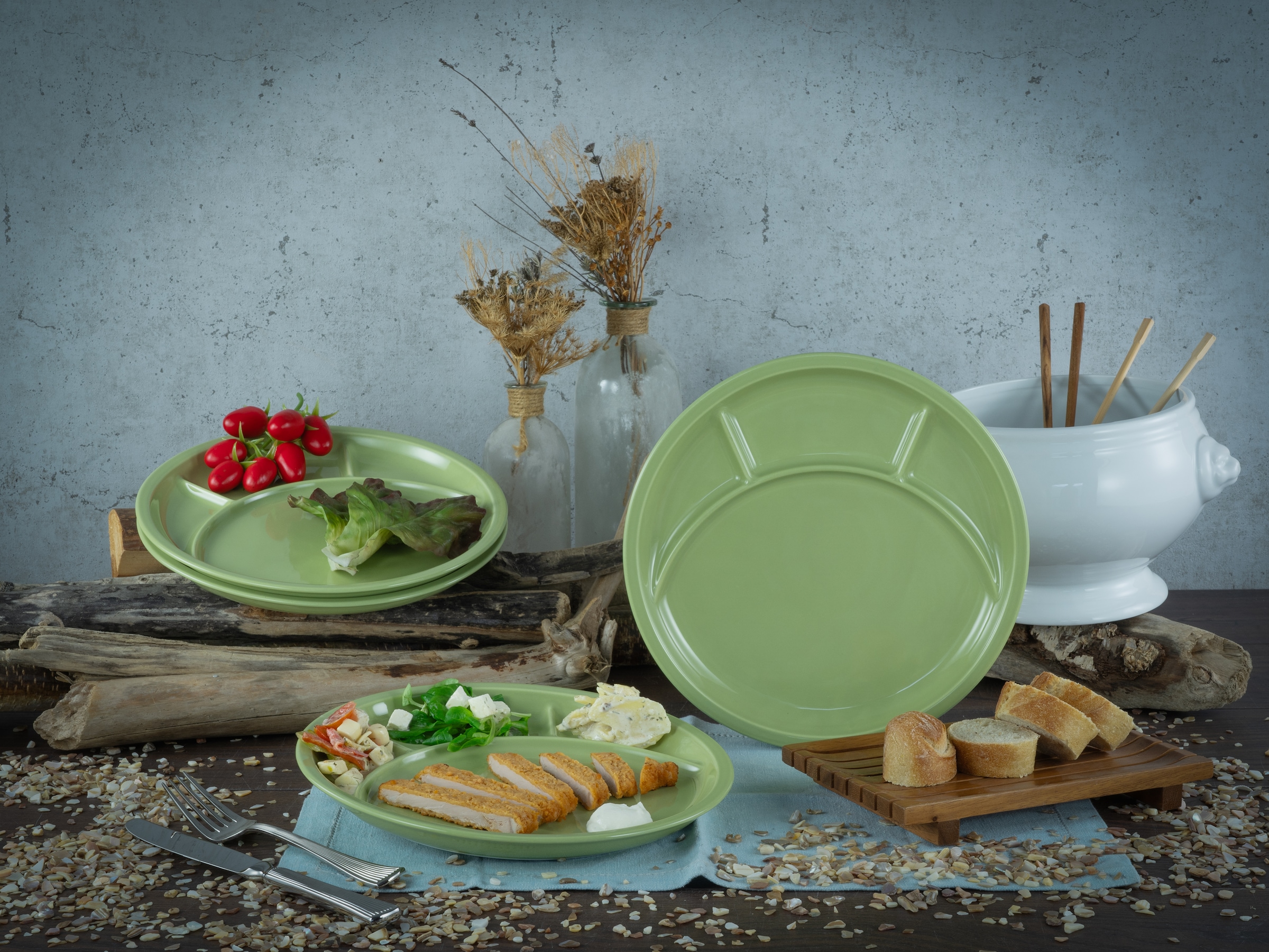 CreaTable Fondueteller »Universal Grün, Fondueteller 4-tlg« Teller Set, Spezielle Bodenkonstruktion