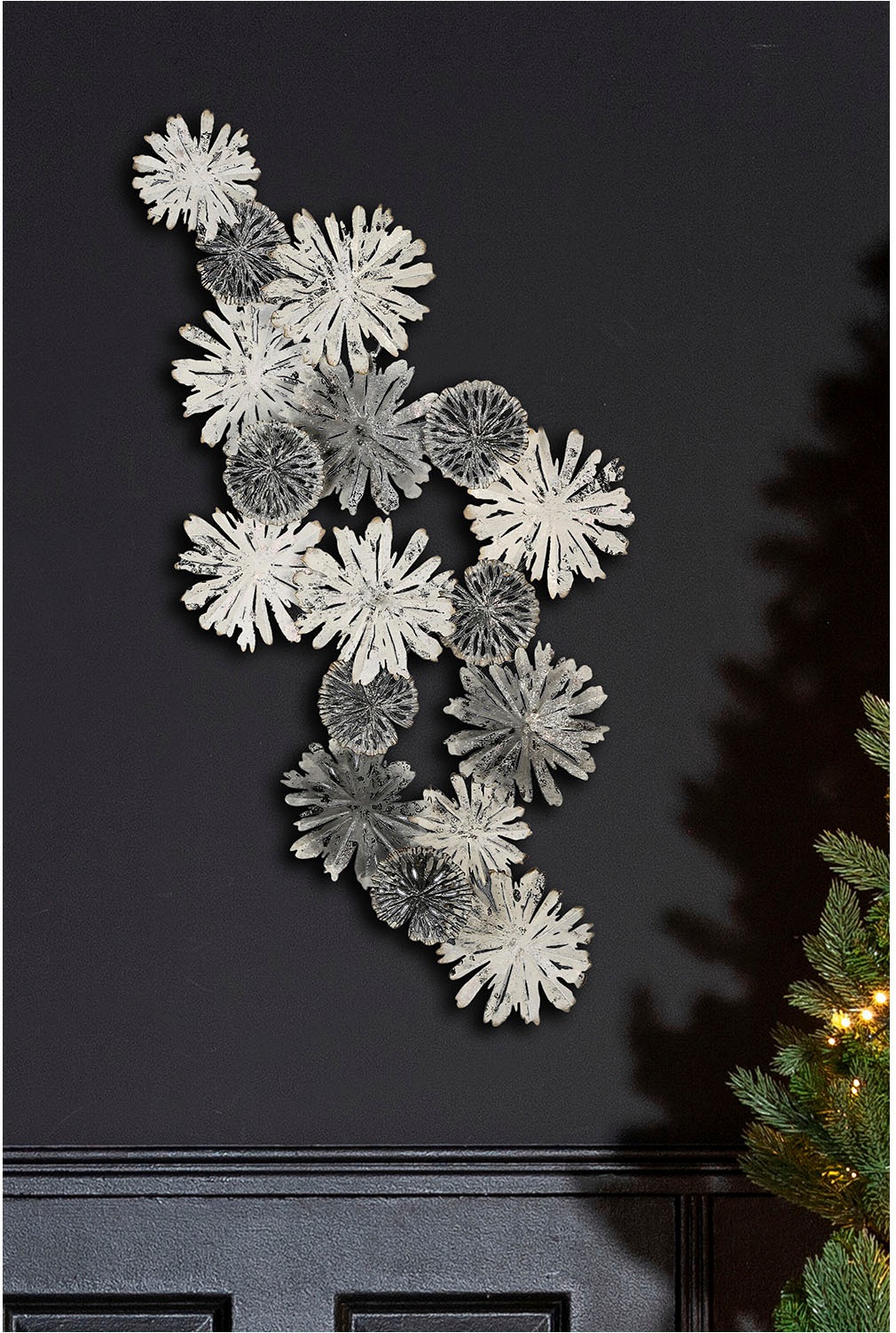 Casablanca by Gilde Wanddekoobjekt »Wandrelief Blanc grau; silberfarben; weiß H. 70 cm«, (1 St.)