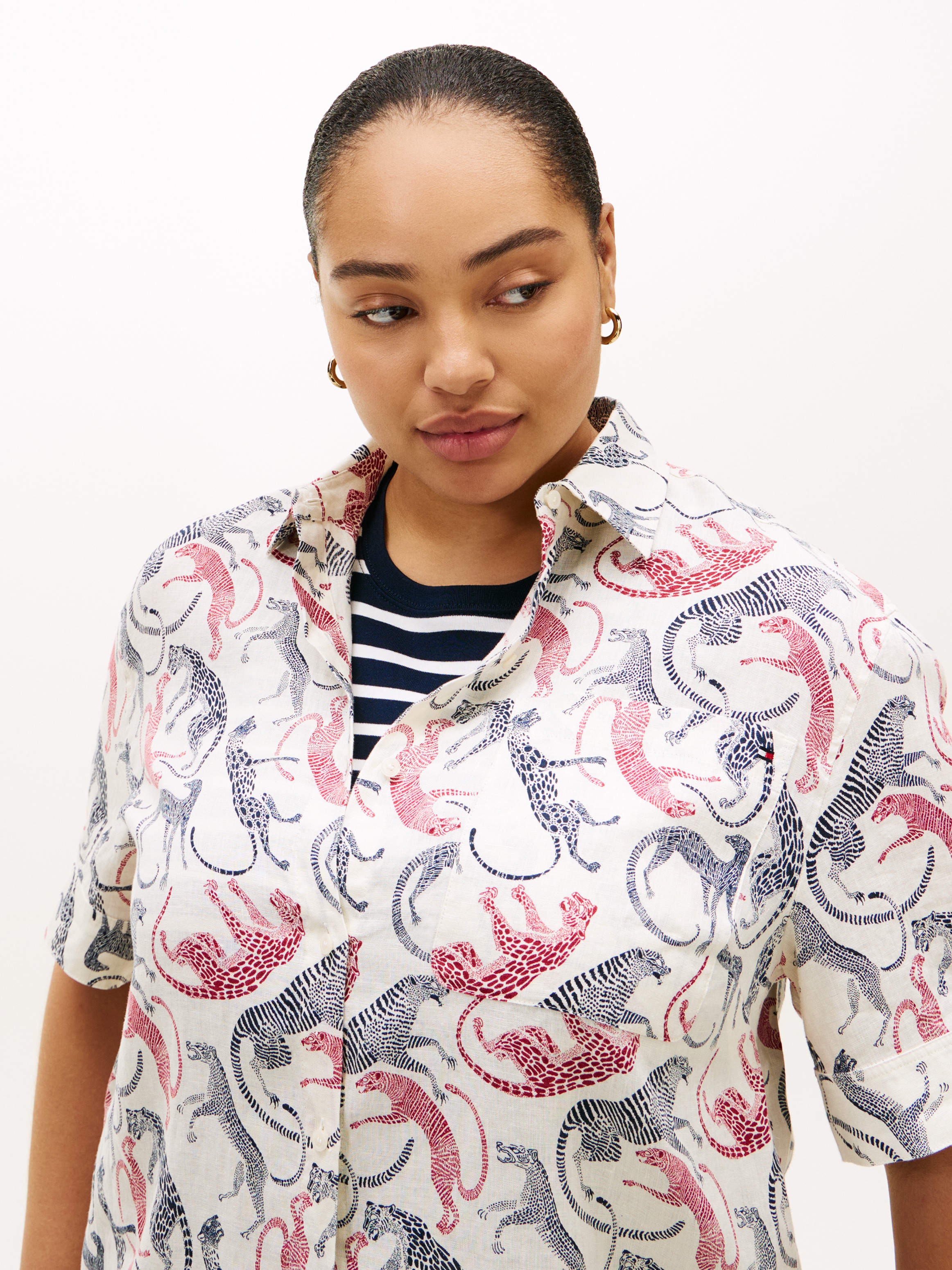 Tommy Hilfiger Curve Kurzarmshirt »CRV ESS LINEN SHIRT WITH SS« in großen Größen