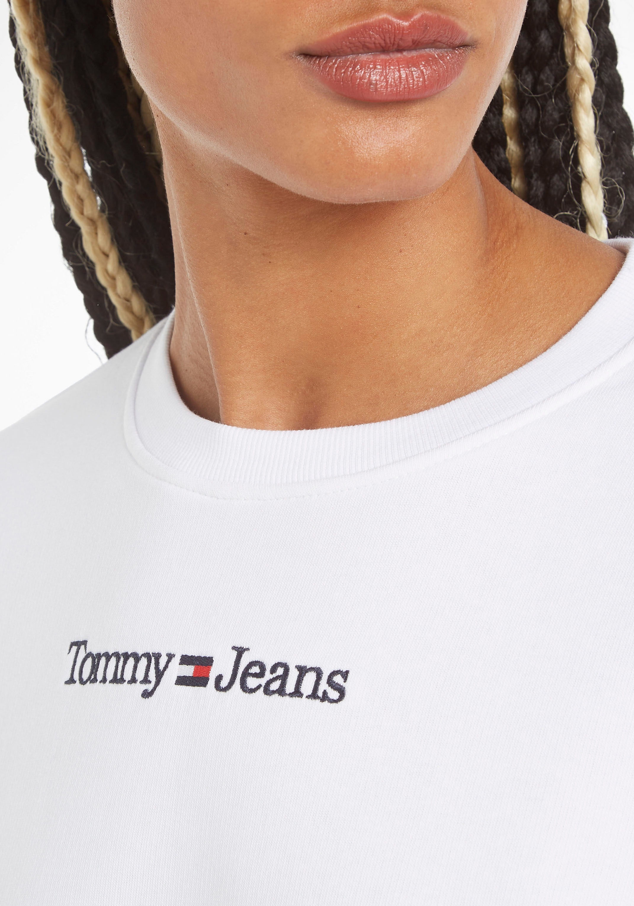 ♕ Logoschriftzug Tommy & »TJW Jeans bei mit Linear Sweater SERIF CREW«, Rippbündchen Tommy REG LINEAR