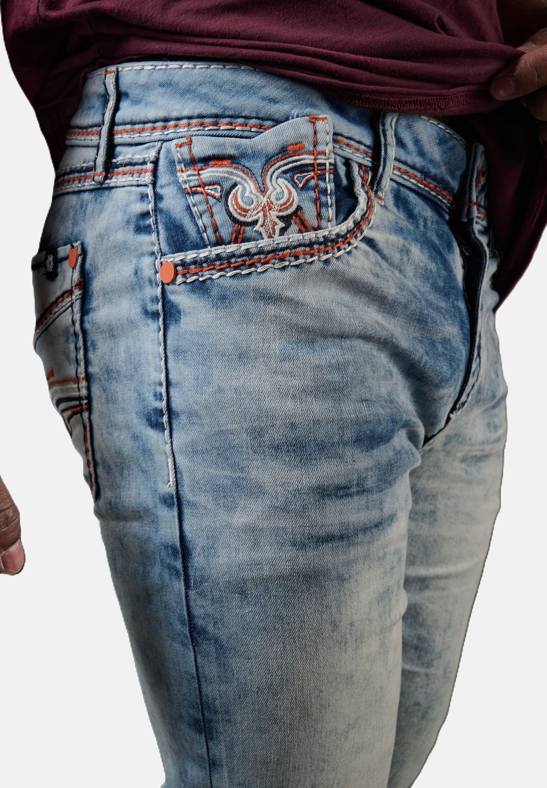 Cipo & Baxx Straight-Jeans »Cipo & Baxx Jeanshose CD892« mit stylischer Waschung
