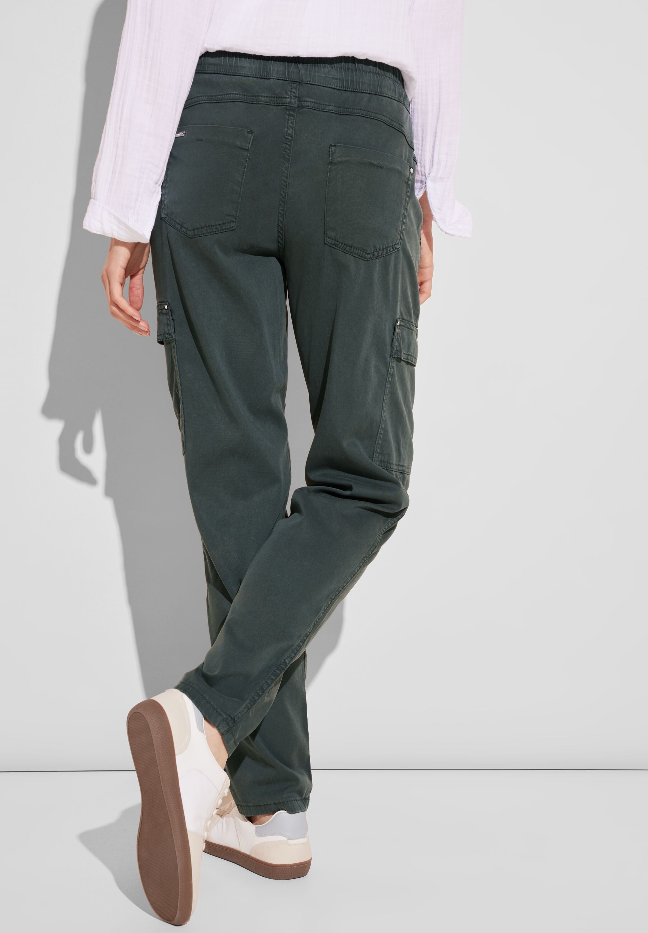 STREET ONE Cargohose, im Jogging-Stil