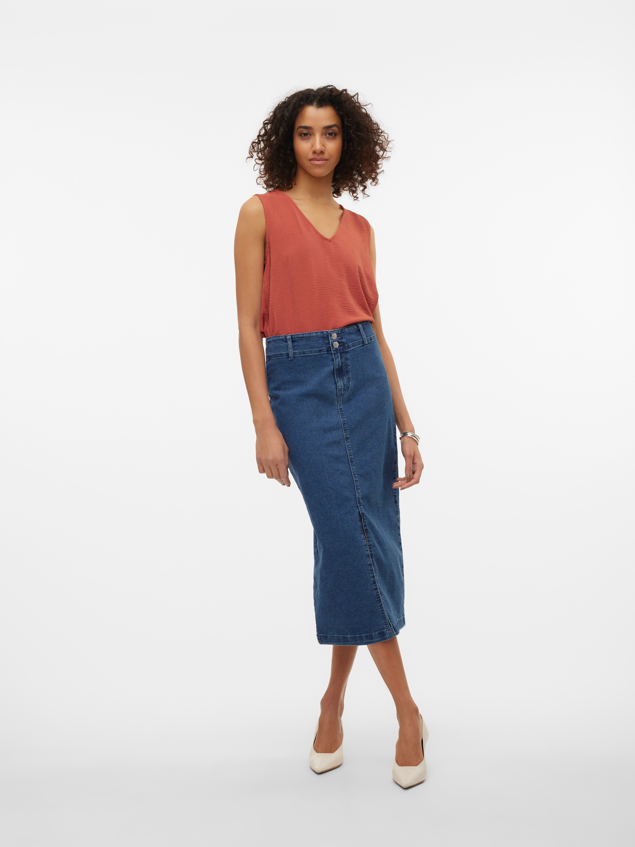 Vero Moda Shirttop »VMALVA S/L V-NECK TOP WVN NOOS« Kunstfaser, regular fit