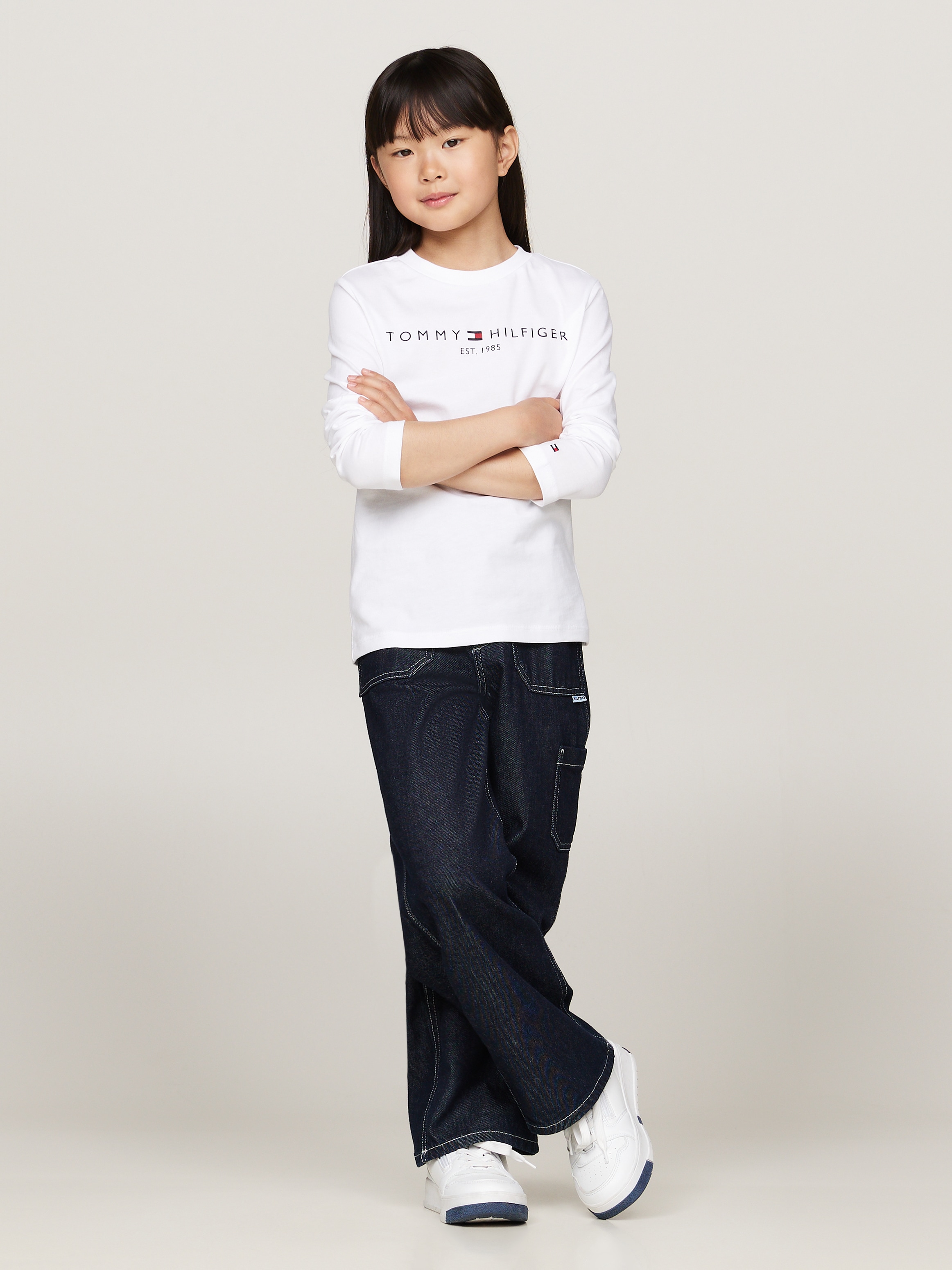 Tommy Hilfiger Langarmshirt »ESSENTIAL TEE L/S«, mit Logoschriftzug