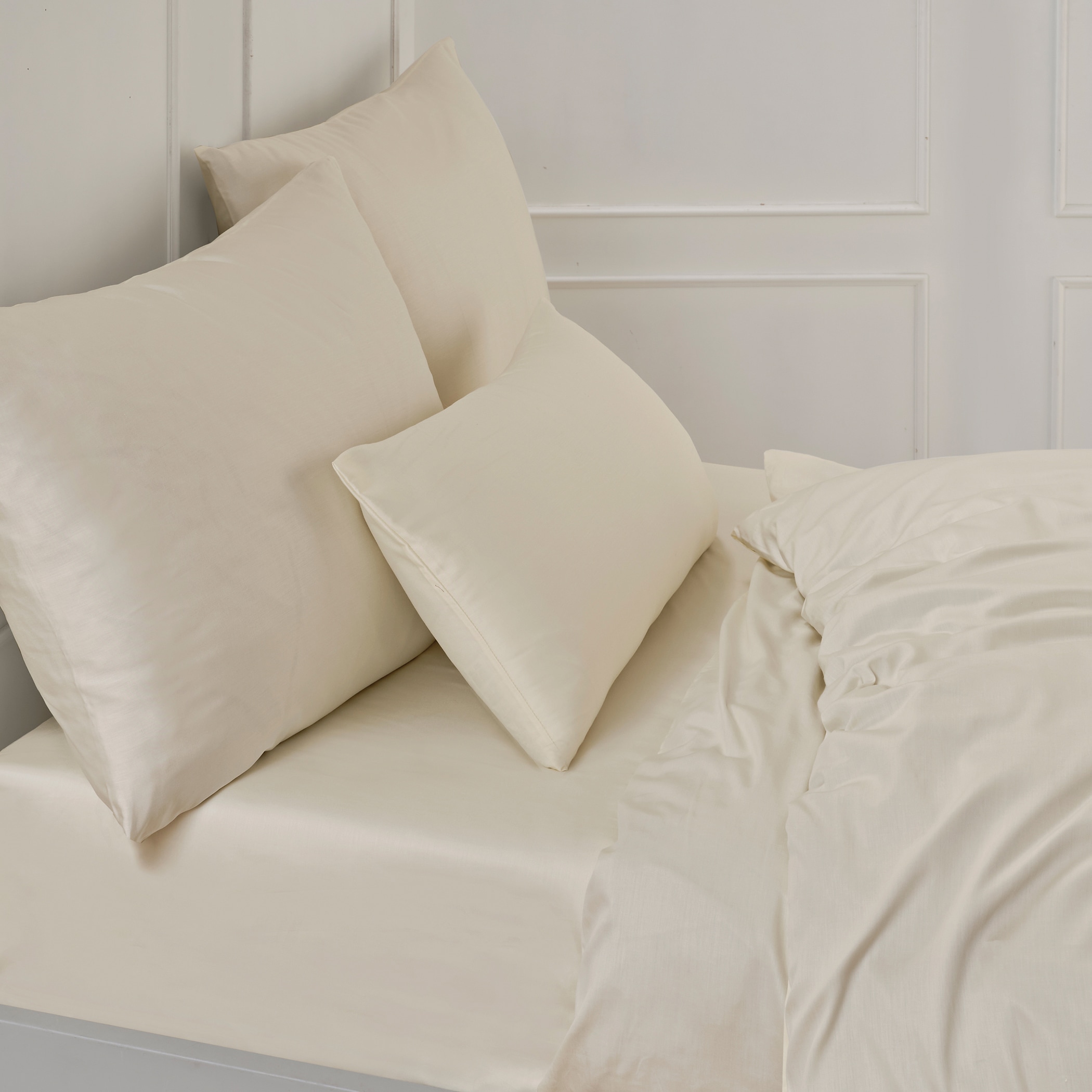 Florella Bettwäsche »Uni ivory Edel-Satin,  100% Baumwolle«