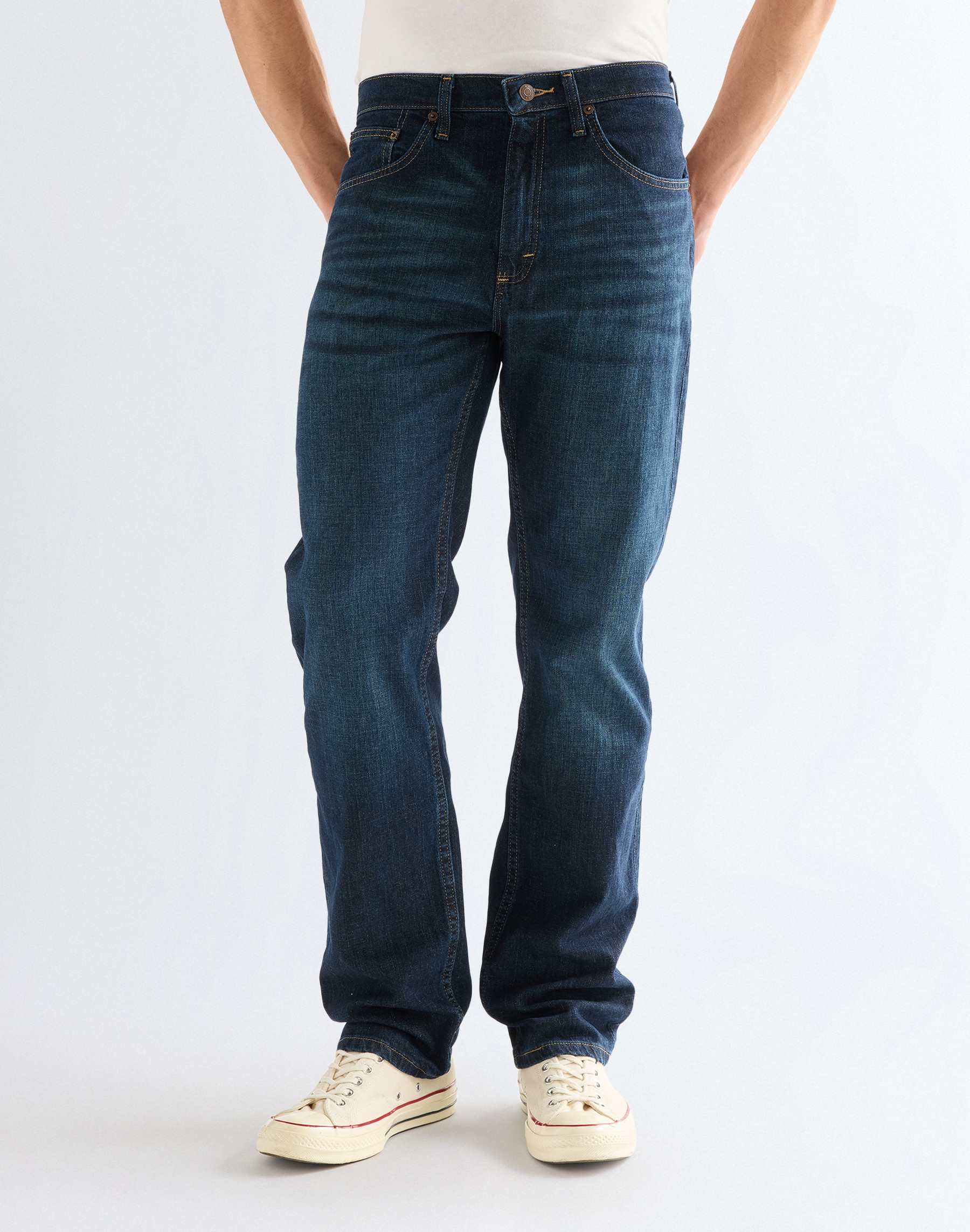 Wrangler Straight-Jeans »Foundation« aus elastischer Baumwollmischung