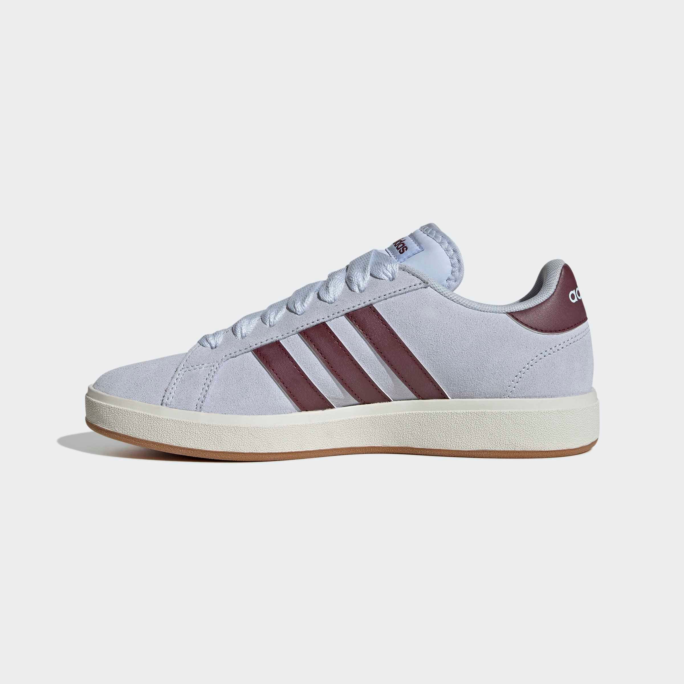 adidas Sportswear Sneaker »GRAND COURT BASE 00S«  Design auf den Spuren des adidas Campus 00