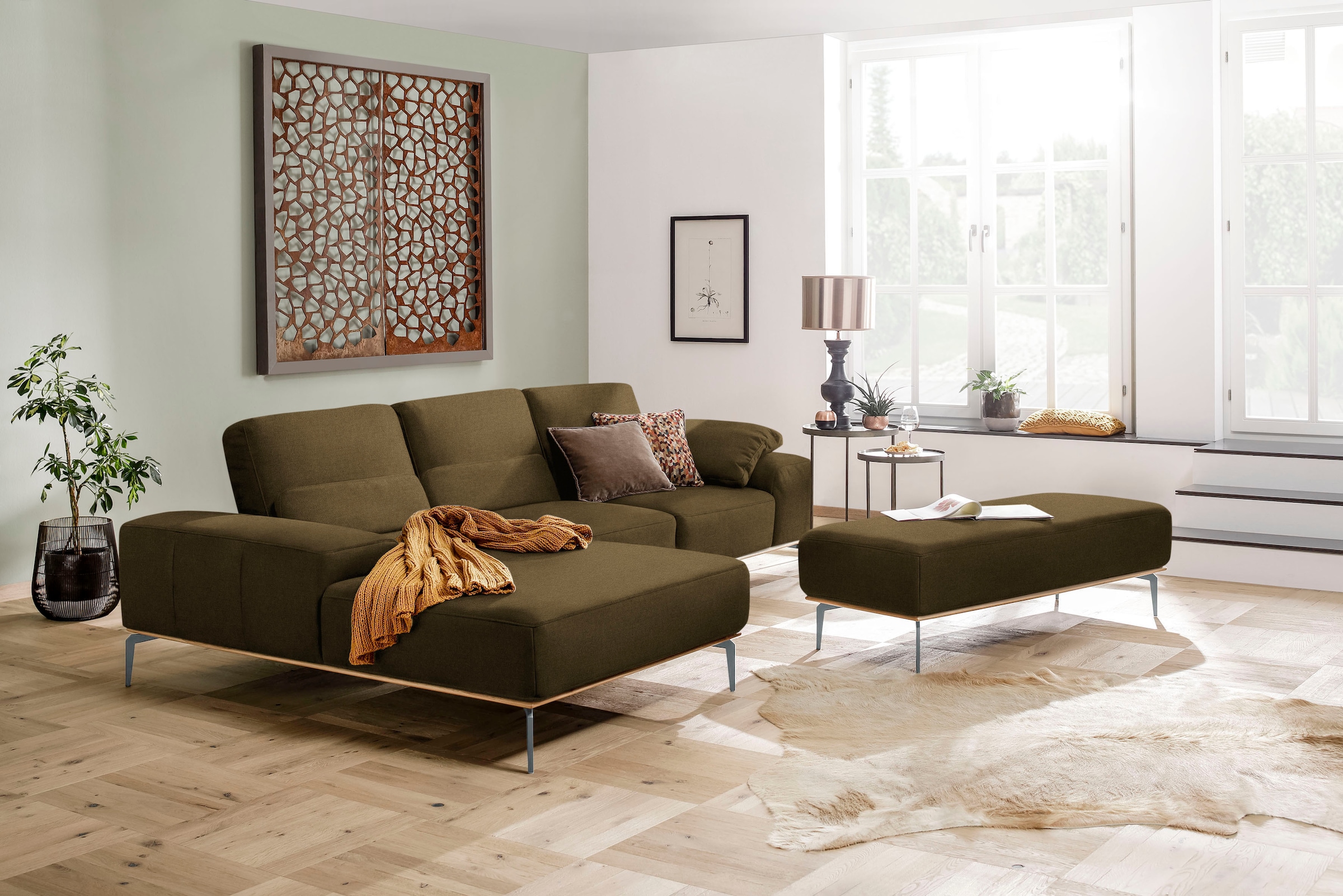 W.SCHILLIG Ecksofa »run, Designsofa mit tollem Sitzkomfort, bequem, L-Form«, mit elegantem Holzsockel, Füße in Silber matt, Breite 299 cm