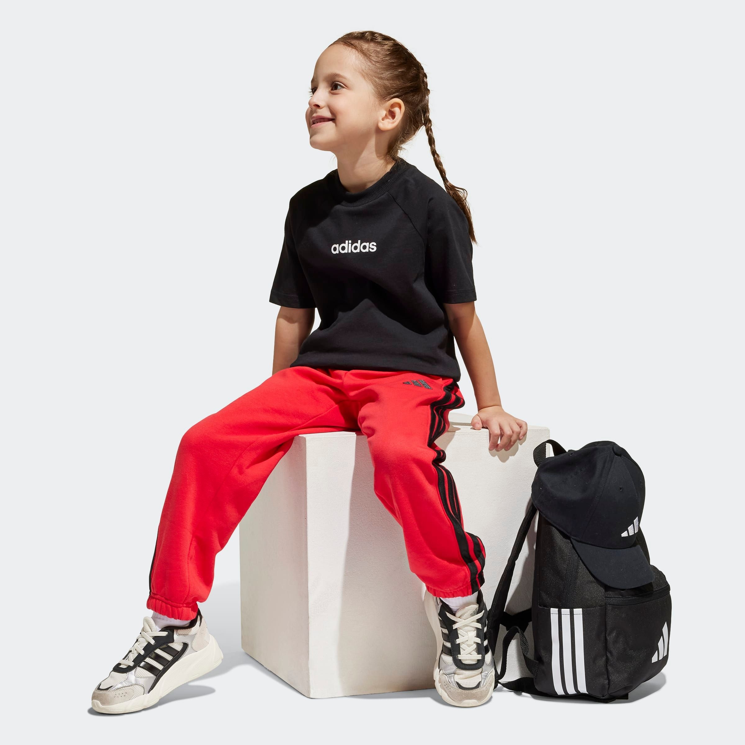 adidas Sportswear T-Shirt »LK LIN TEE 160« für Kinder, Rundhalsausschnitt, ohne Verschluss, weiches Material