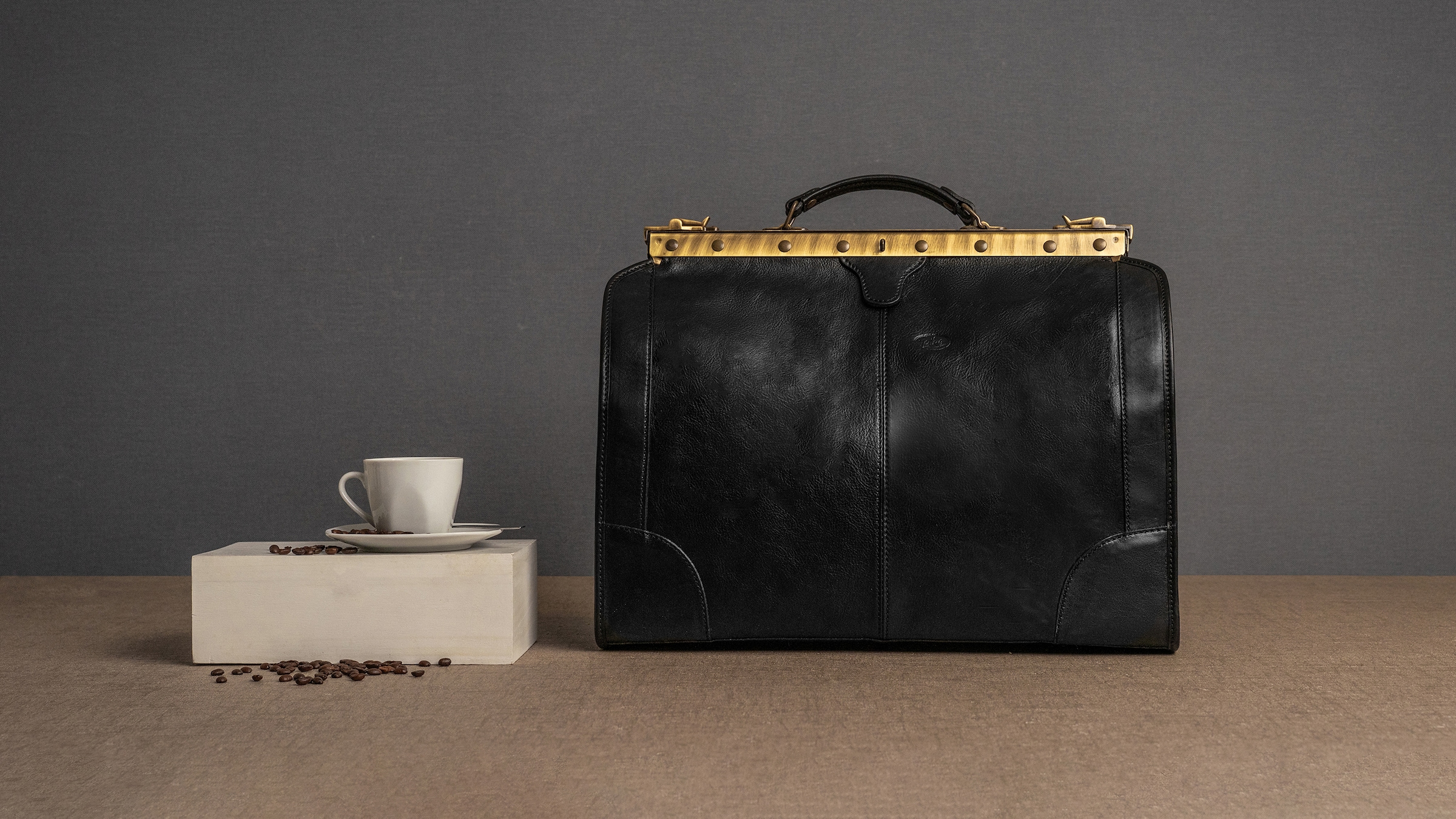 Piké Reisetasche »LOMBARDIA MEDIUM«, echt Leder, Made in Italy