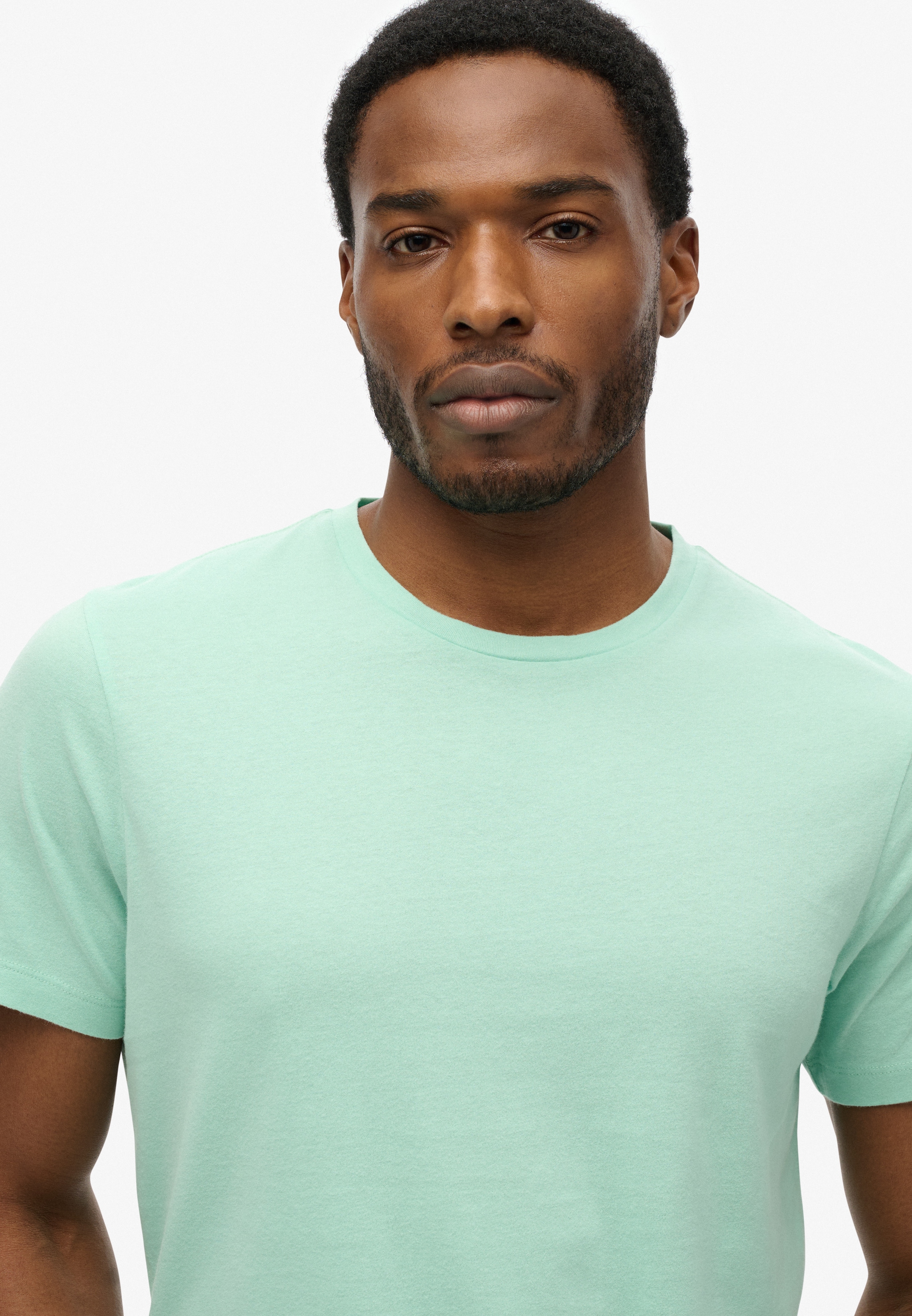 Superdry Rundhalsshirt »CLASSIC ESSENTIAL TEE«
