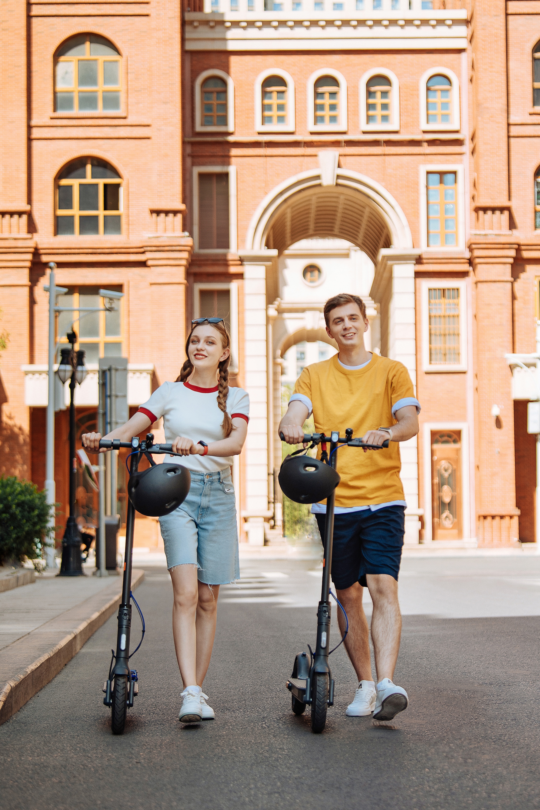 Xiaomi E-Scooter »Mi Electric Scooter 3 Lite 8,5 Zoll«, Electric Scooter, mit Straßenzulassung, bis zu 20 km Reichweite