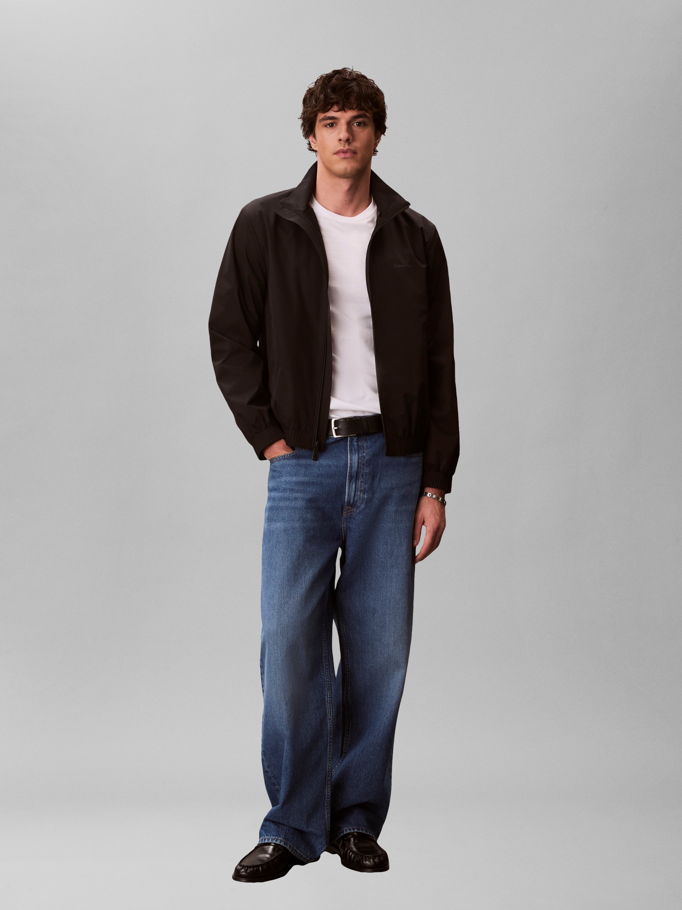 Calvin Klein Windbreaker »LS NYLON STAND COLLAR WINDBREAKE« ohne Kapuze Regular fit mit Stehkragen